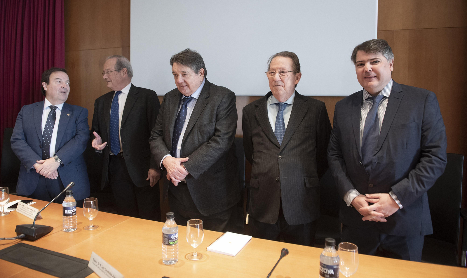 El homenaje al teniente fiscal  Emilio de Llera, en imágenes