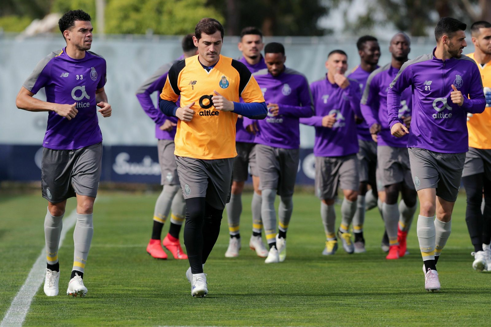 Casillas, junto a Pepe, en un entrenamiento del Oporto.