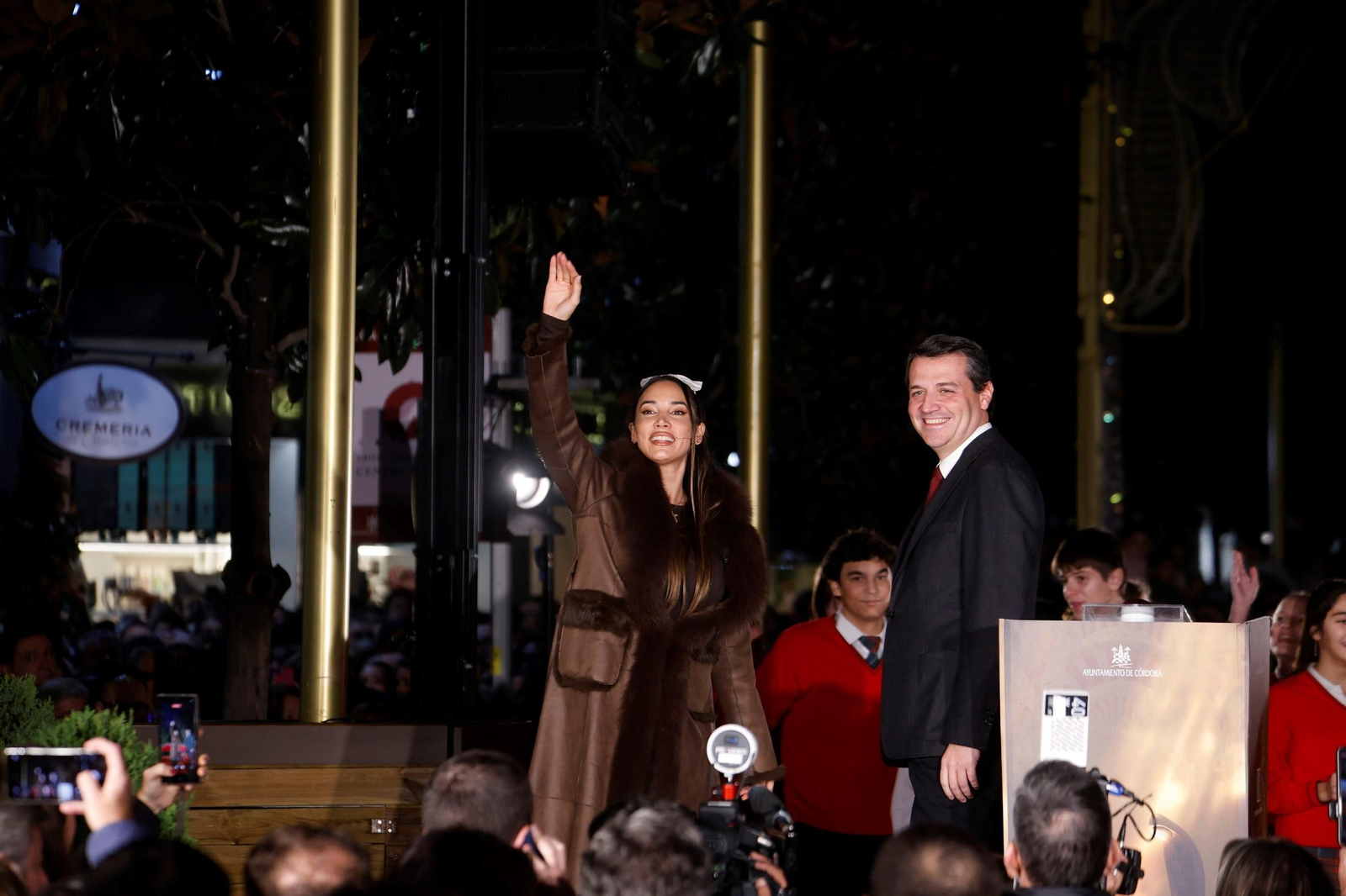 Así ha sido el espectácular encendido de las luces de Navidad de Córdoba