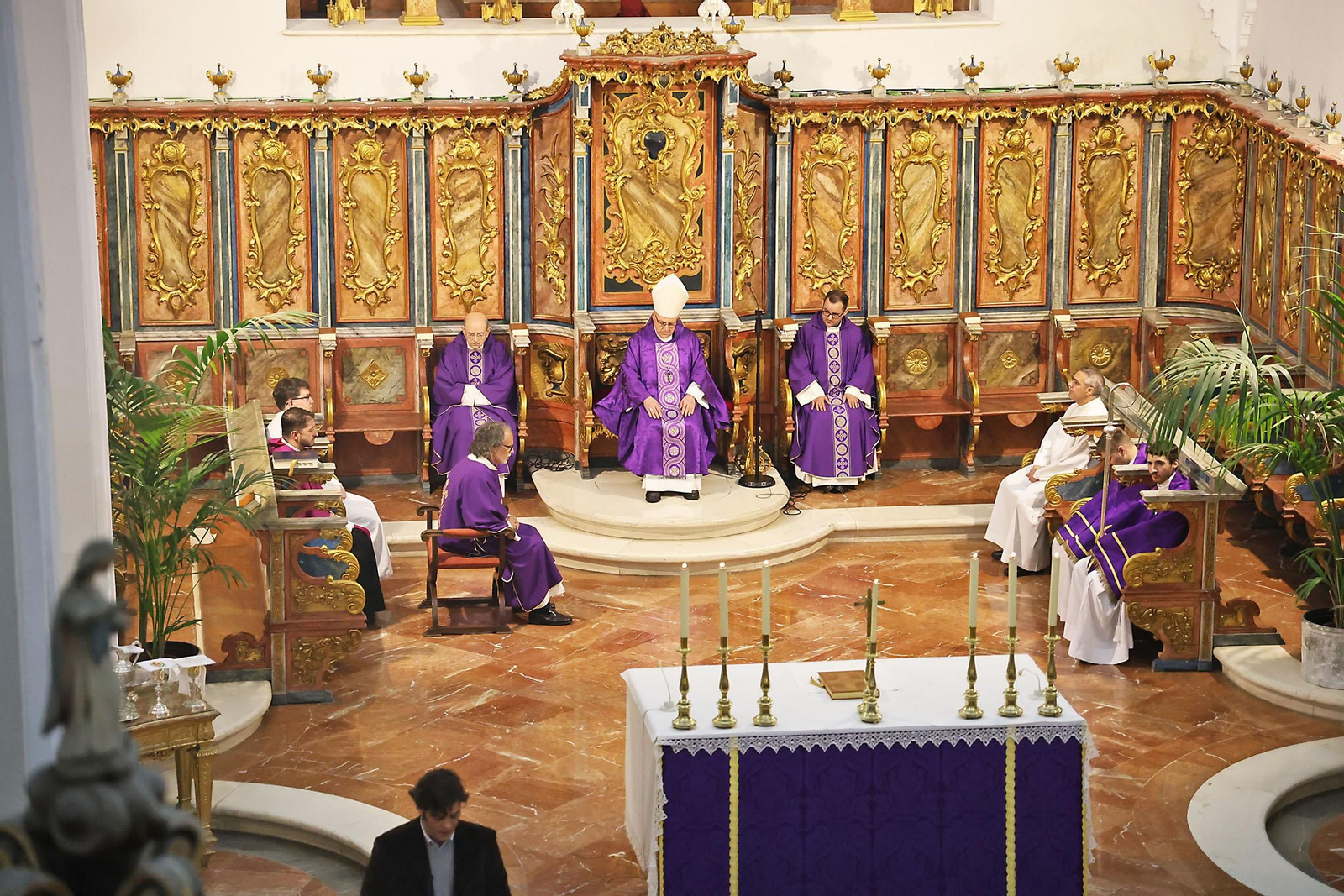 Imágenes de la Imposición de Cenizas en La Merced