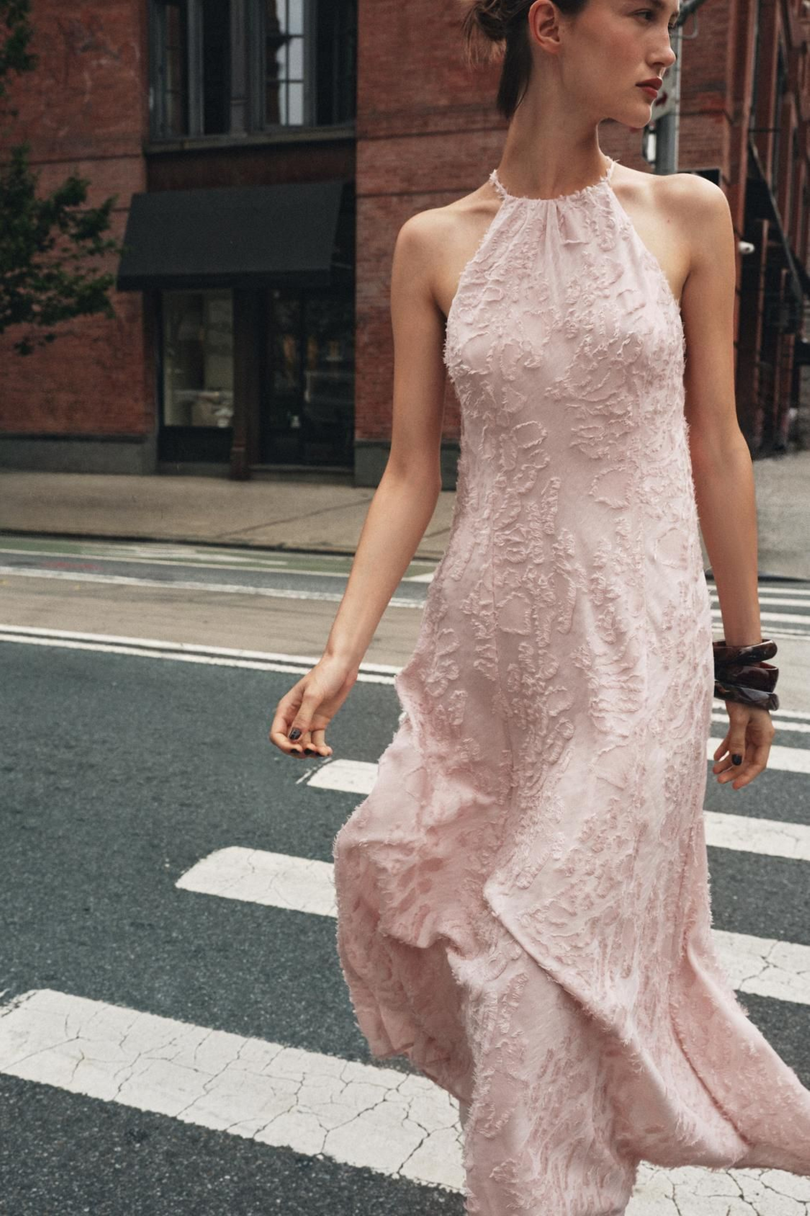 Vestido rosa de Zara. Vestido rosa de Zara.