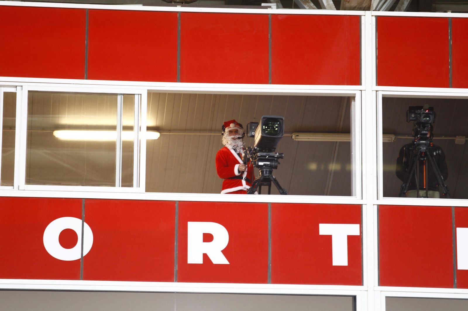Búscate en las fotos del Almería-Cádiz