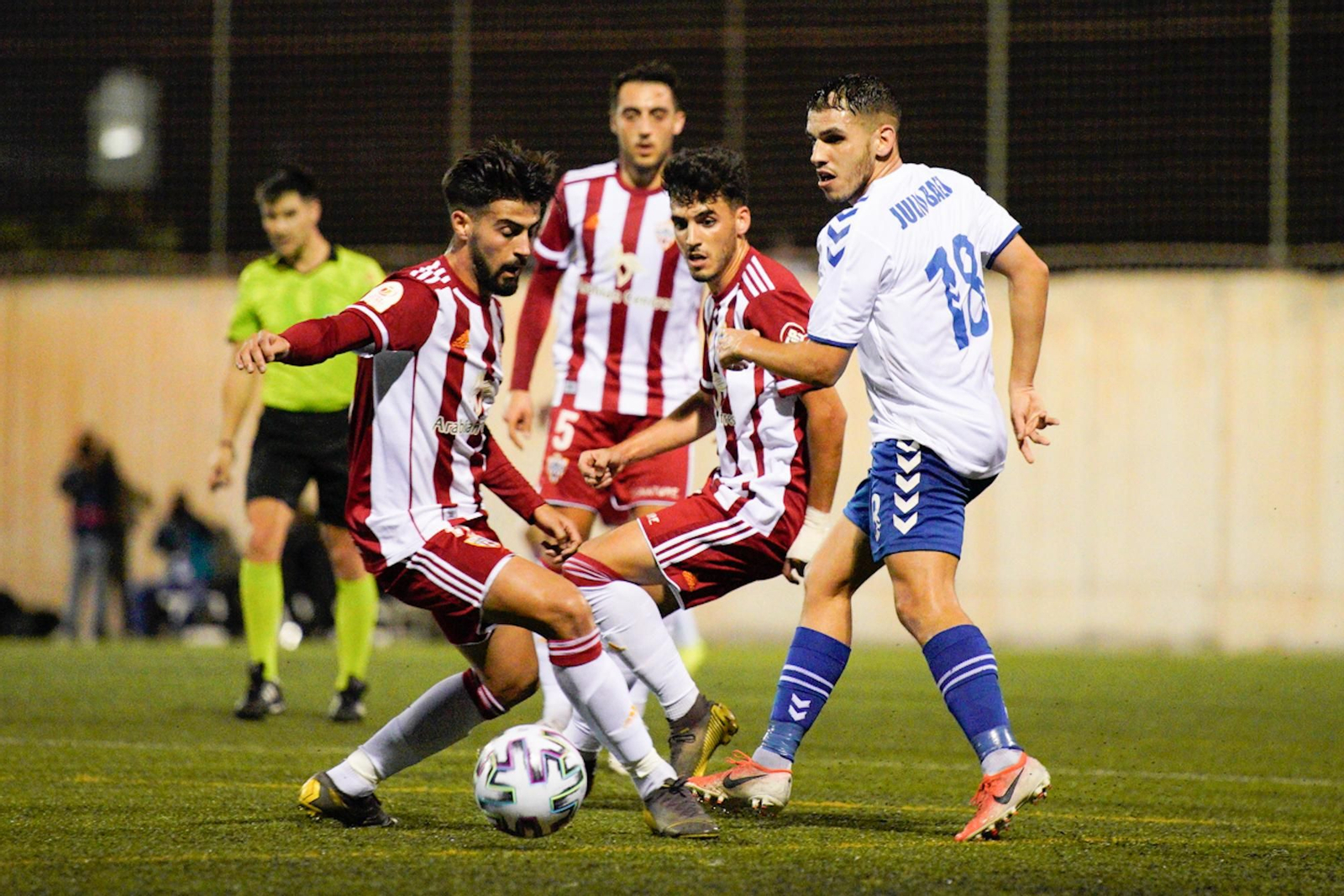 Fotogalería del partido de Copa Tamaraceite-UD Almería