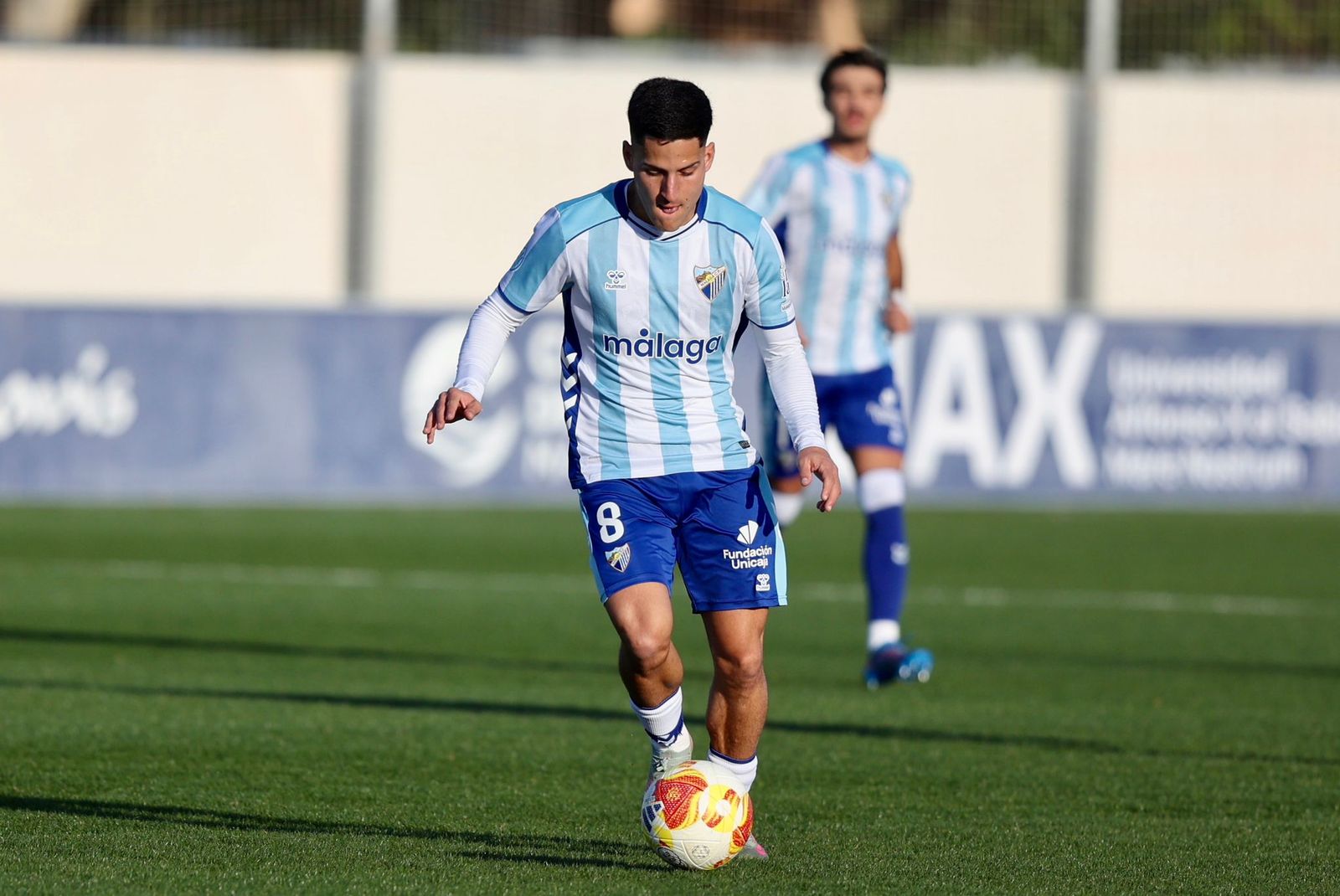 El Atlético Malagueño se abona a la épica para vencer al CD Extremadura