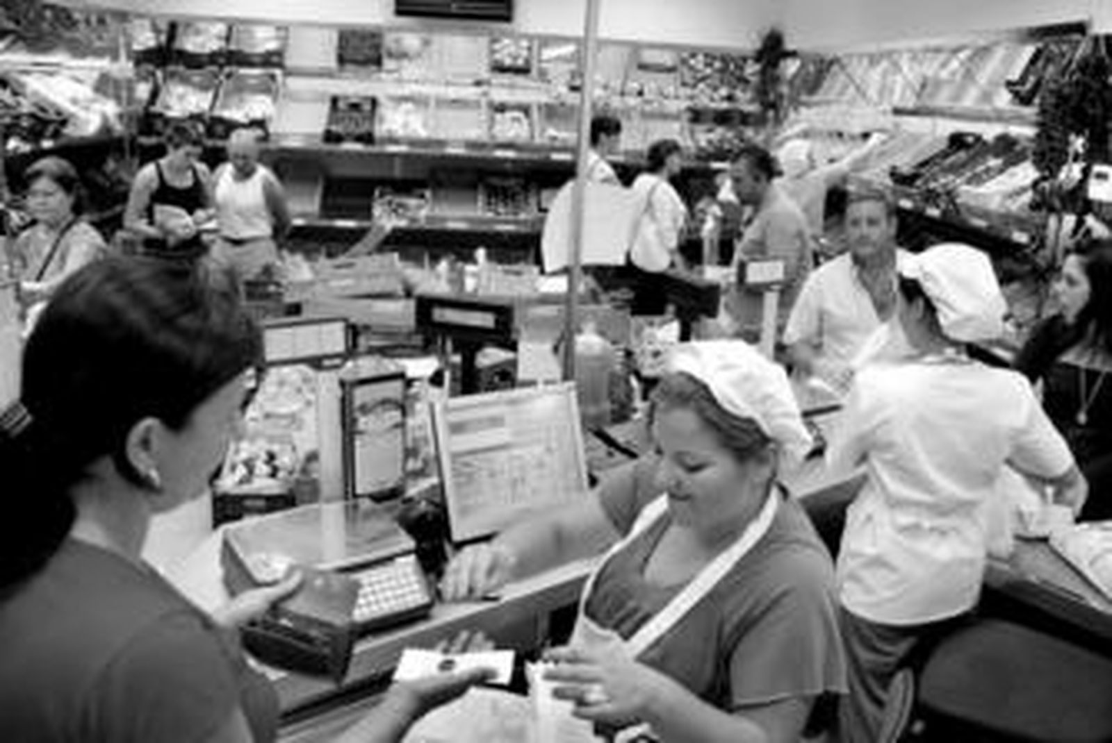 Tienda situada en la Huerta del Rosario, que ha provocado la guerra de precios de frutas y verduras.