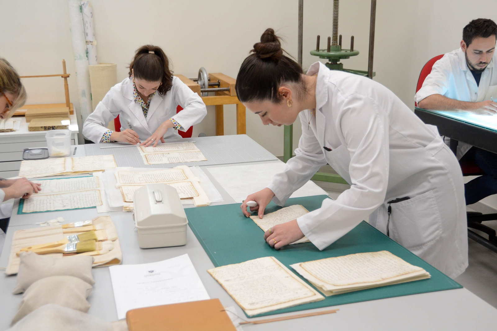 La Universidad de Granada inaugura su Centro de Restauración y Conservación: Los tesoros que salieron de las aulas