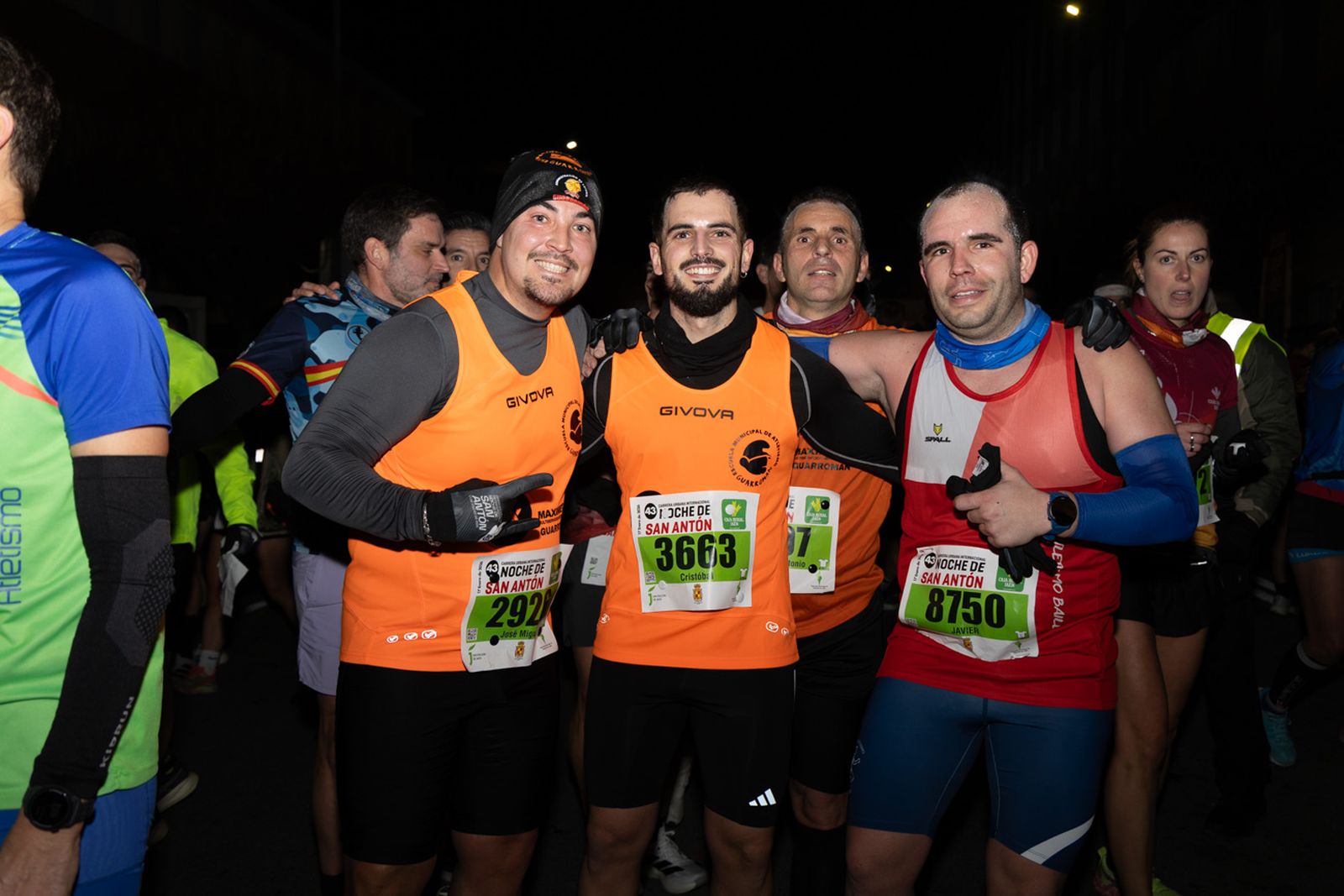 En imágenes: búscate en tu llegada a meta de la Carrera de San Antón 2026 (II)