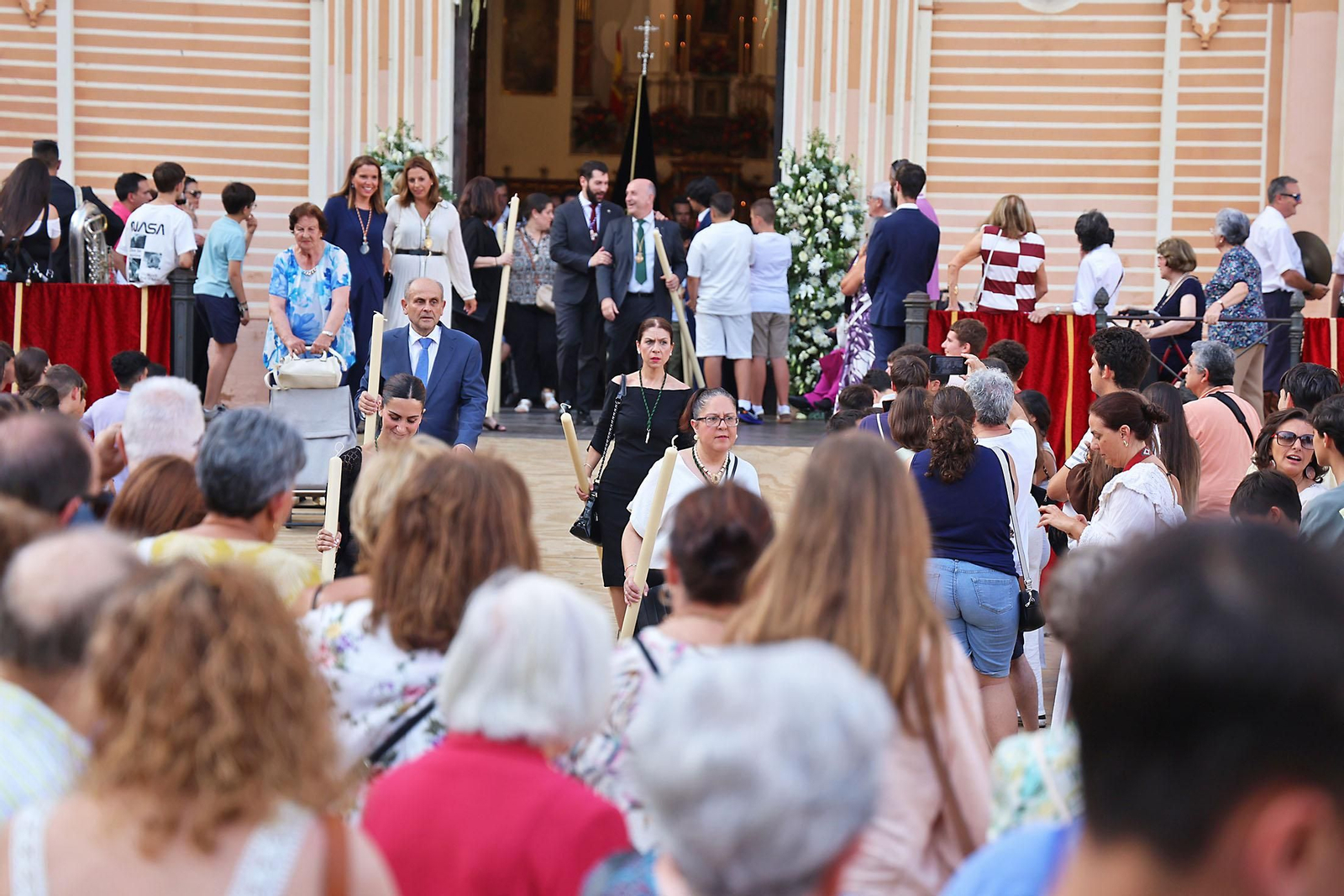 Imágenes de la procesión del Corpus Christi por las calles de Huelva