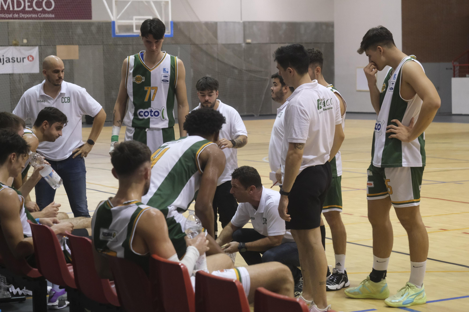 Las mejores imágenes del derbi entre UCB Camper Eurogaza y Coto Córdoba