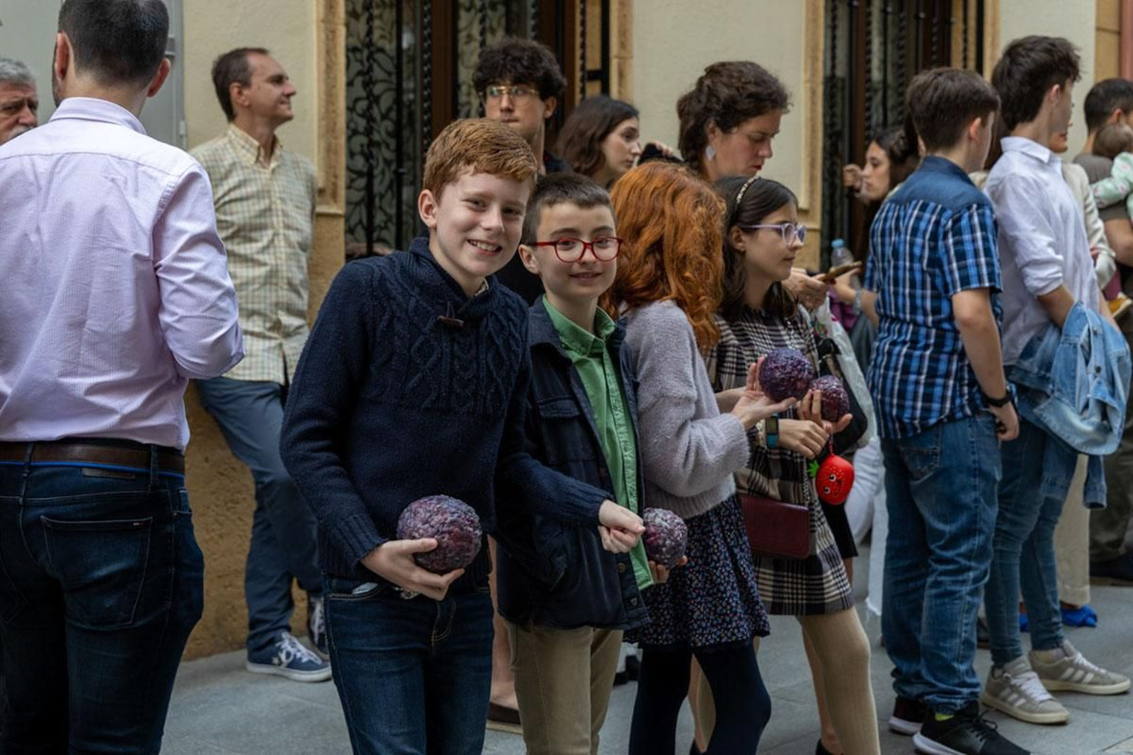 Los jiennenses arropan a las tres cofradías de la tarde en un Domingo de Ramos más caluroso de lo esperado (I)