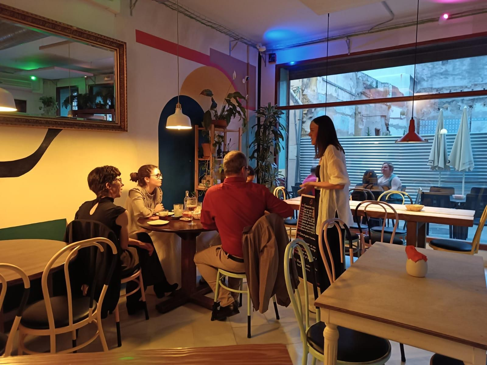 Comiendo en "El Taller" de Algeciras