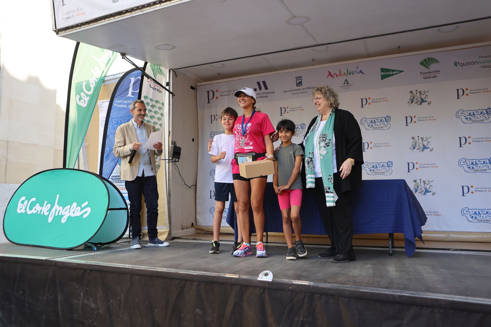 Búscate en las fotos de la Carrera de la Prensa de Málaga 2023