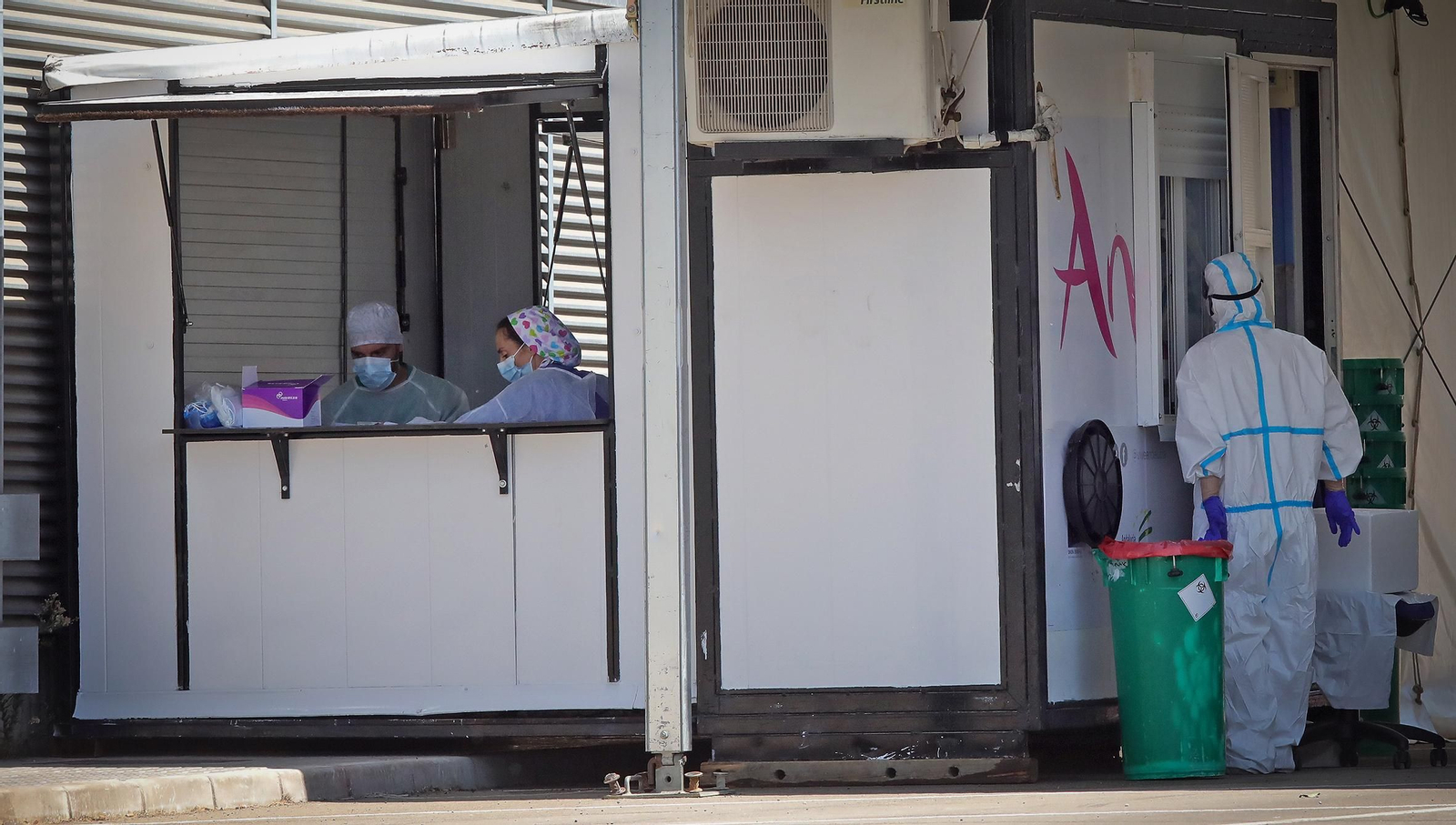 El nuevo 'Autocovid' ya está funcionando en el Hospital Universitario de Jerez