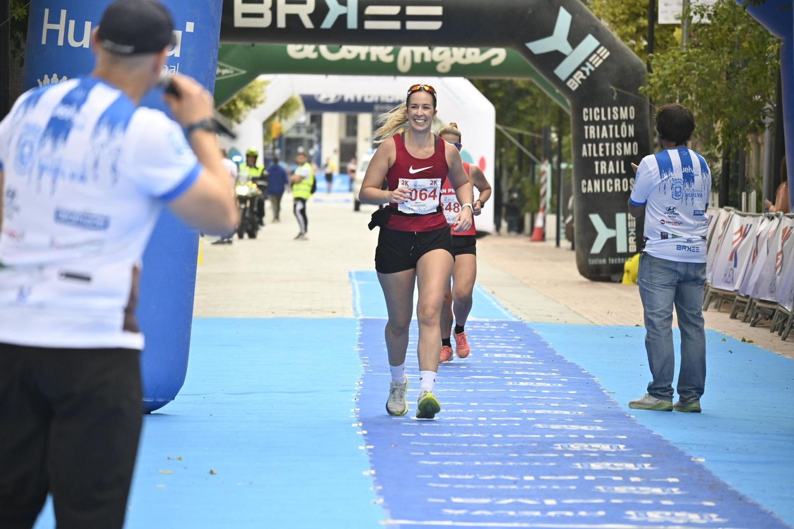 Imágenes de la Carrera 21K en Huelva