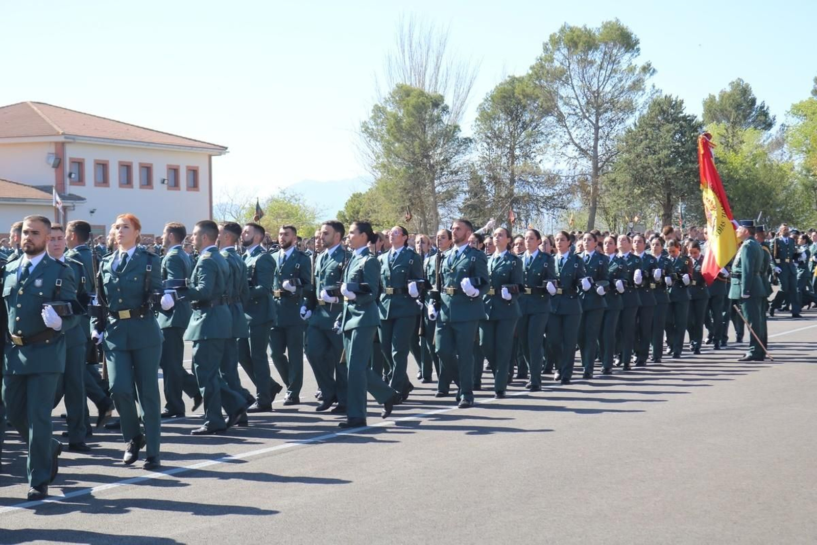 En imágenes: así ha sido la jura de bandera de la Guardia Civil presidida por el rey Felipe VI