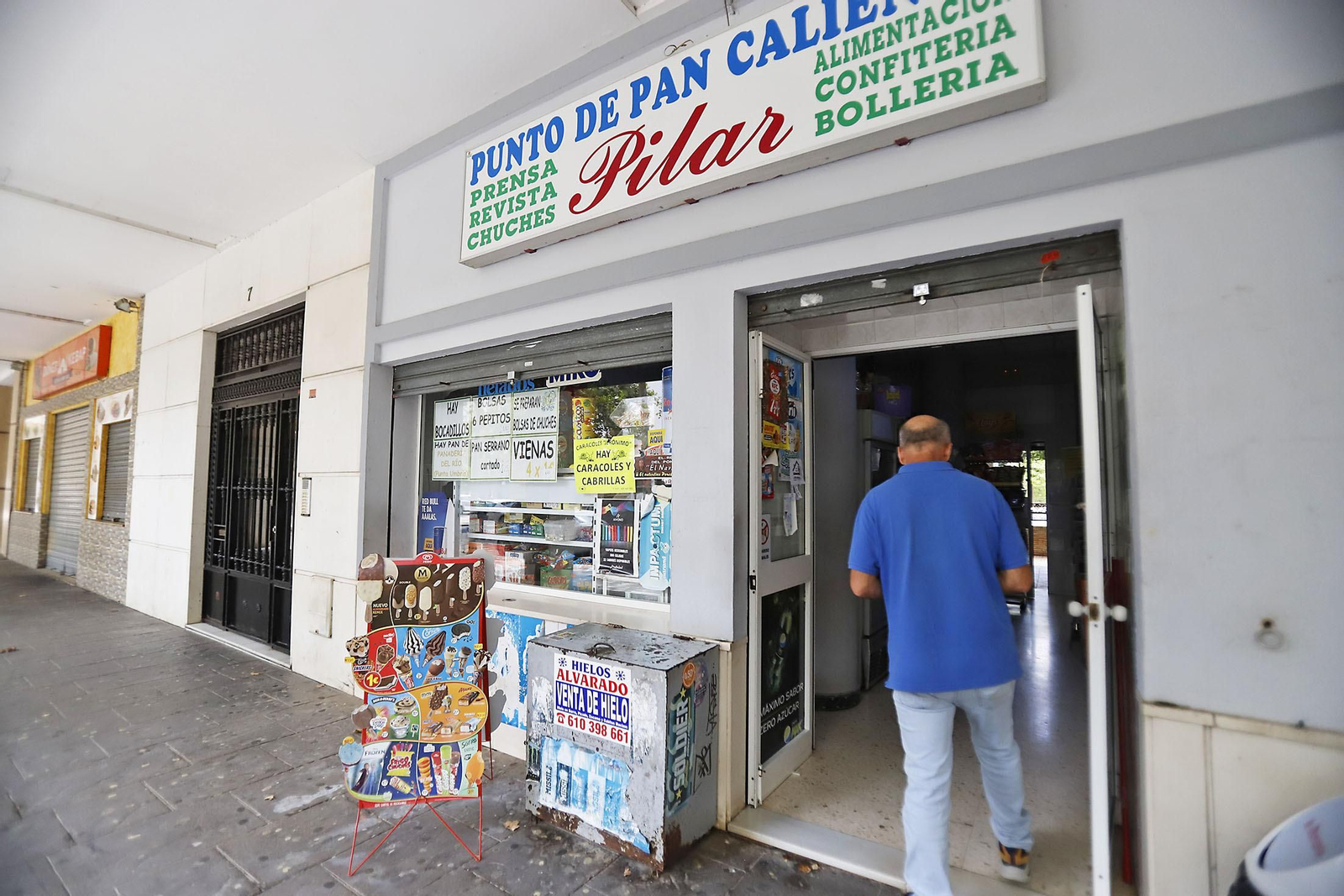 El comercio de cercanía se hace fuerte en los barrios de la ciudad de Huelva