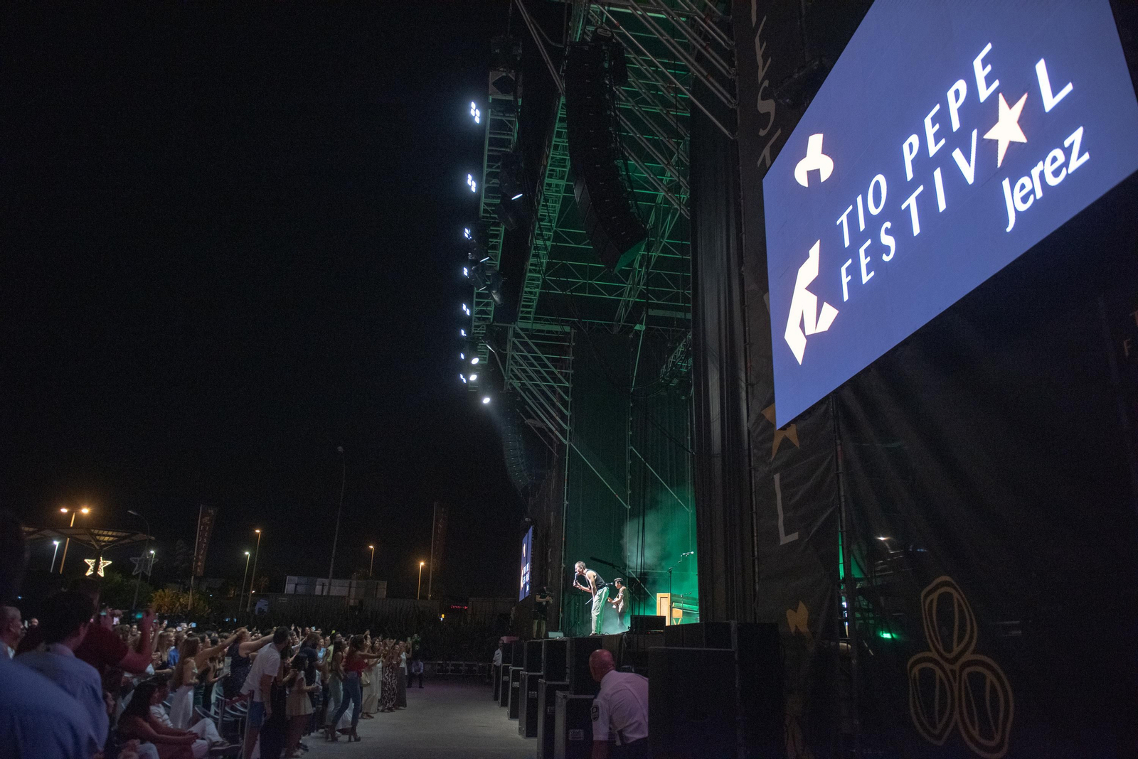 Imágenes de los conciertos de Marlon y Dvicio en Las Copas de Jerez