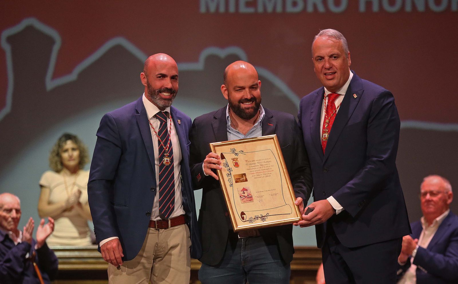 Fotos del pleno institucional de honores y distinciones por el 317º aniversario de San Roque
