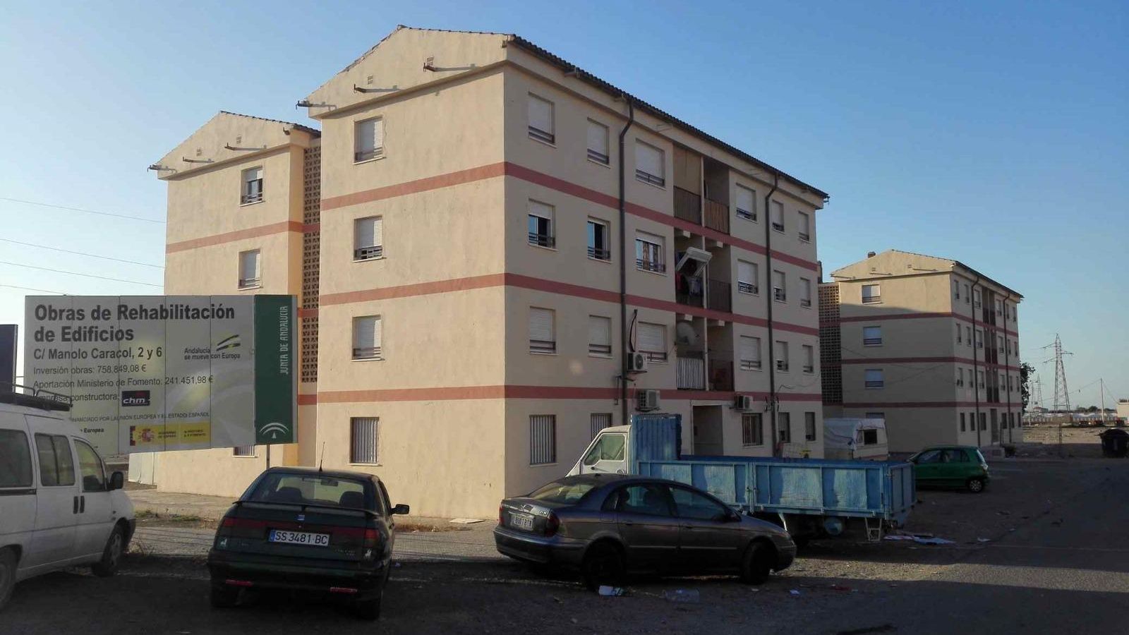 Obras de rehabilitación en una promoción de vivienda pública de la Junta