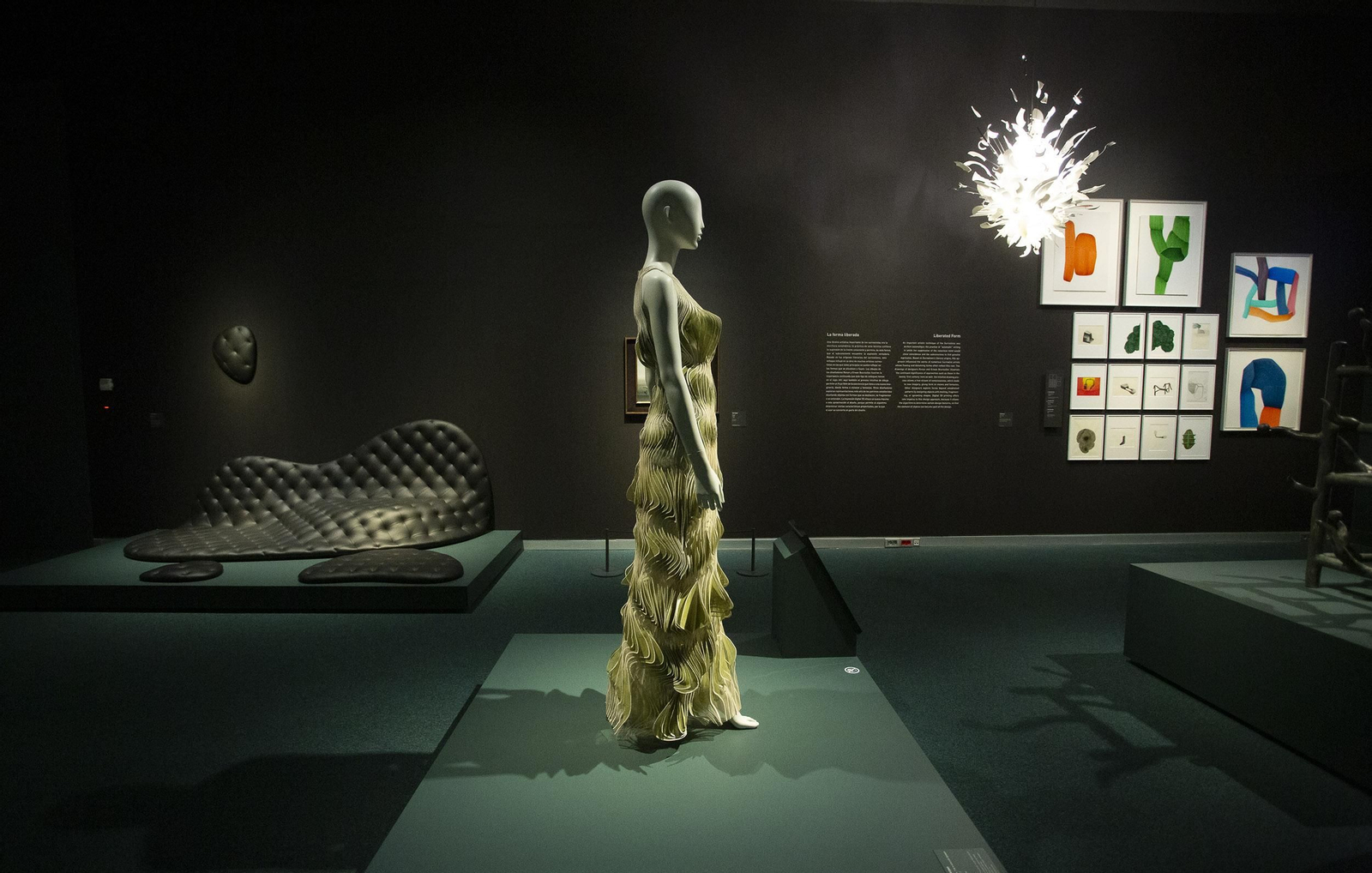 Las imágenes de la exposición 'Objetos de deseo. Surrealismo y diseño'.