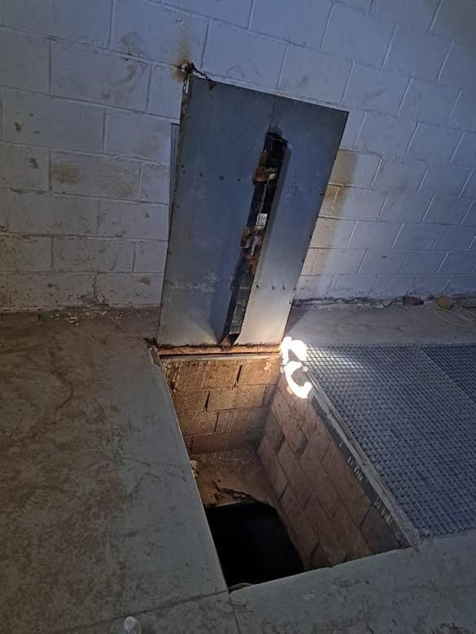 Así es el túnel que usaban los narcos para pasar hachís de Marruecos a Ceuta