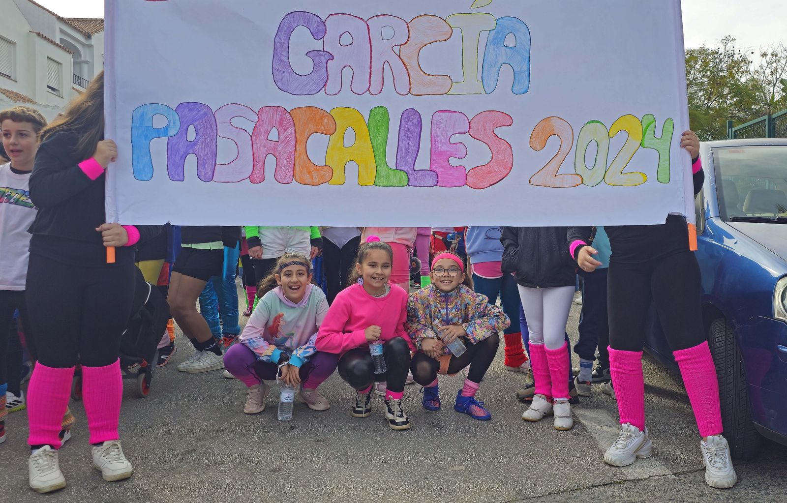 El pasacalles de carnaval del CEIP San García de Algeciras, en imágenes