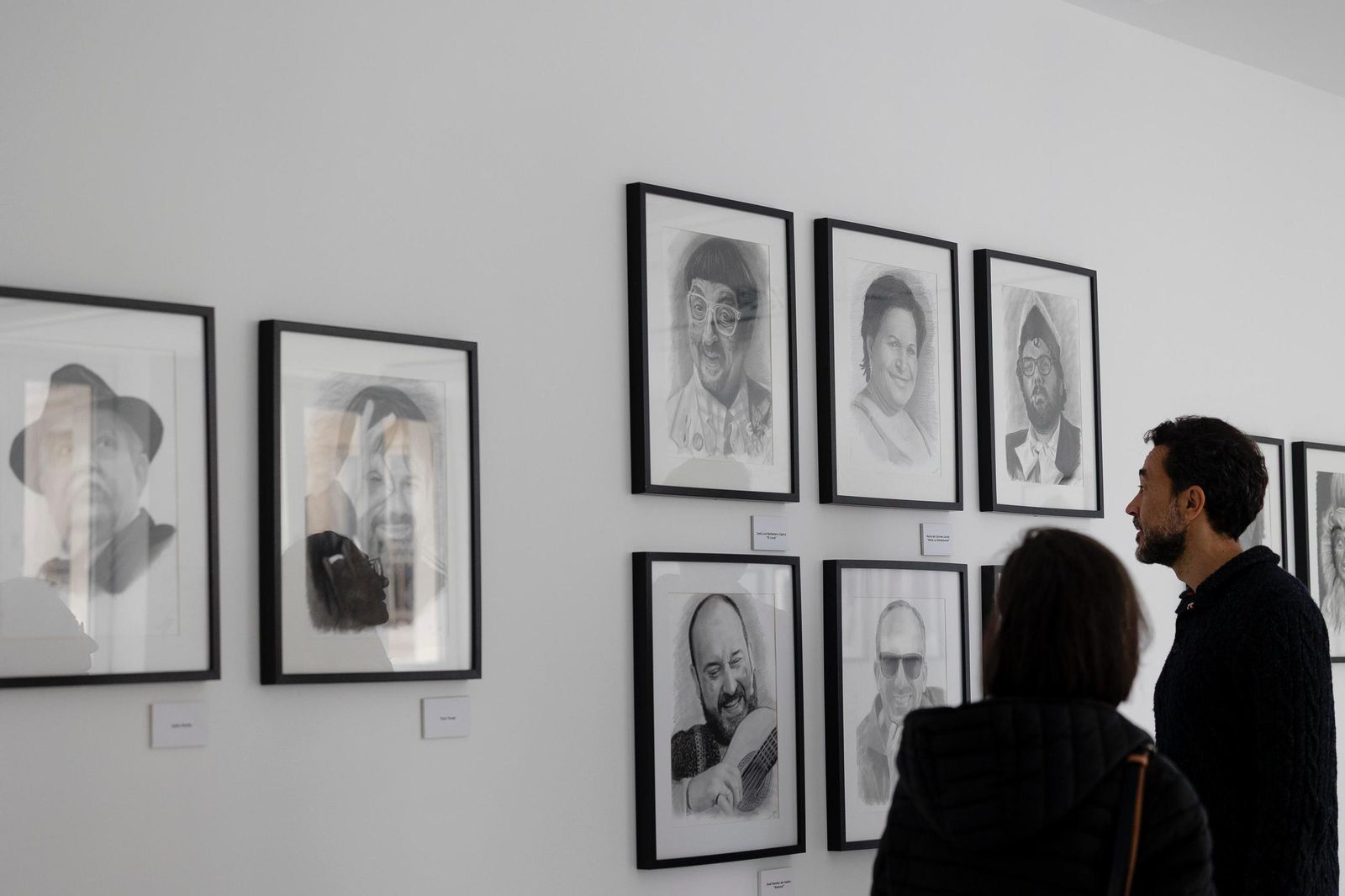 Galería de imágenes de las exposiciones inauguradas en la Casa del Carnaval