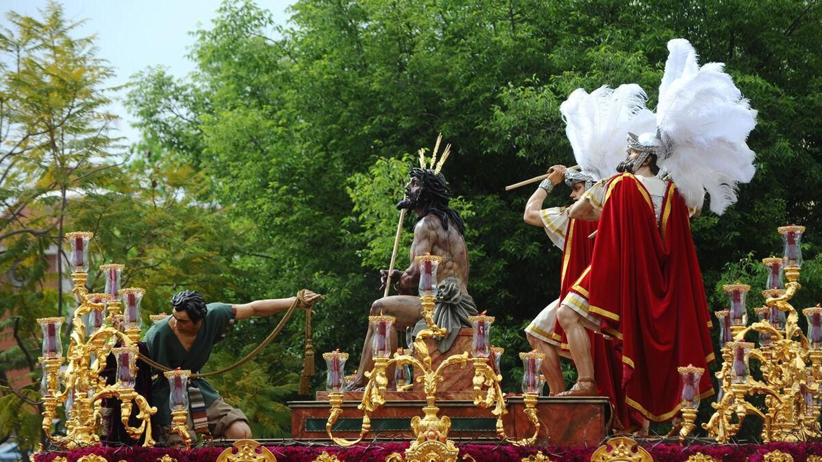 Paso de misterio de la coronación de espinas de Nuestro Padre Jesús Humilde.