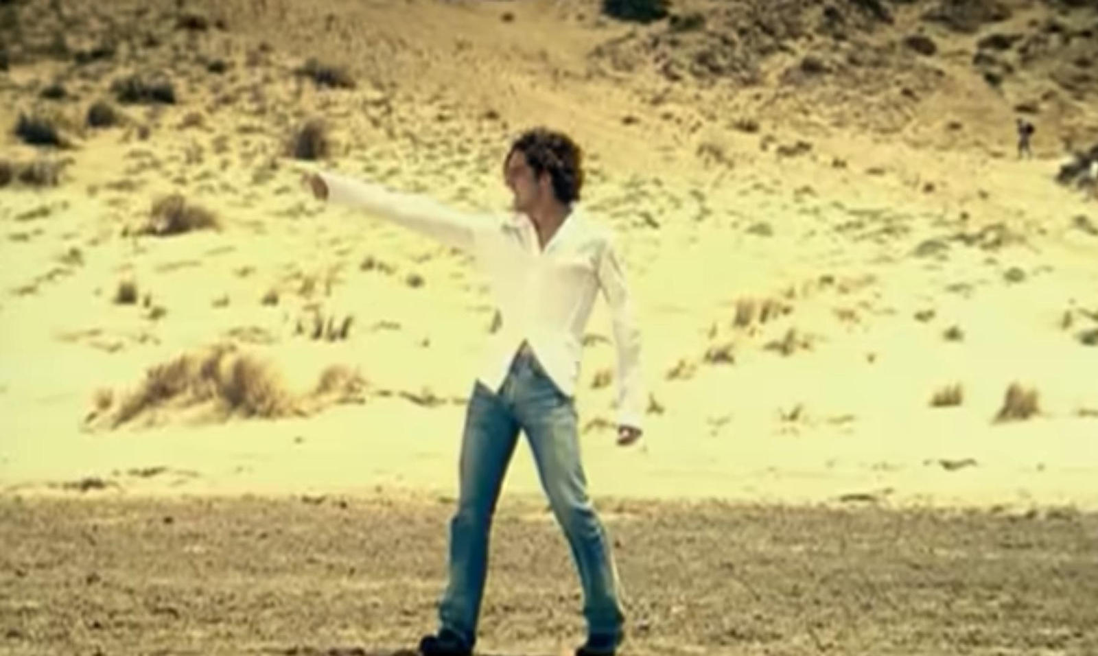 Su primer videoclip, grabado en Almería