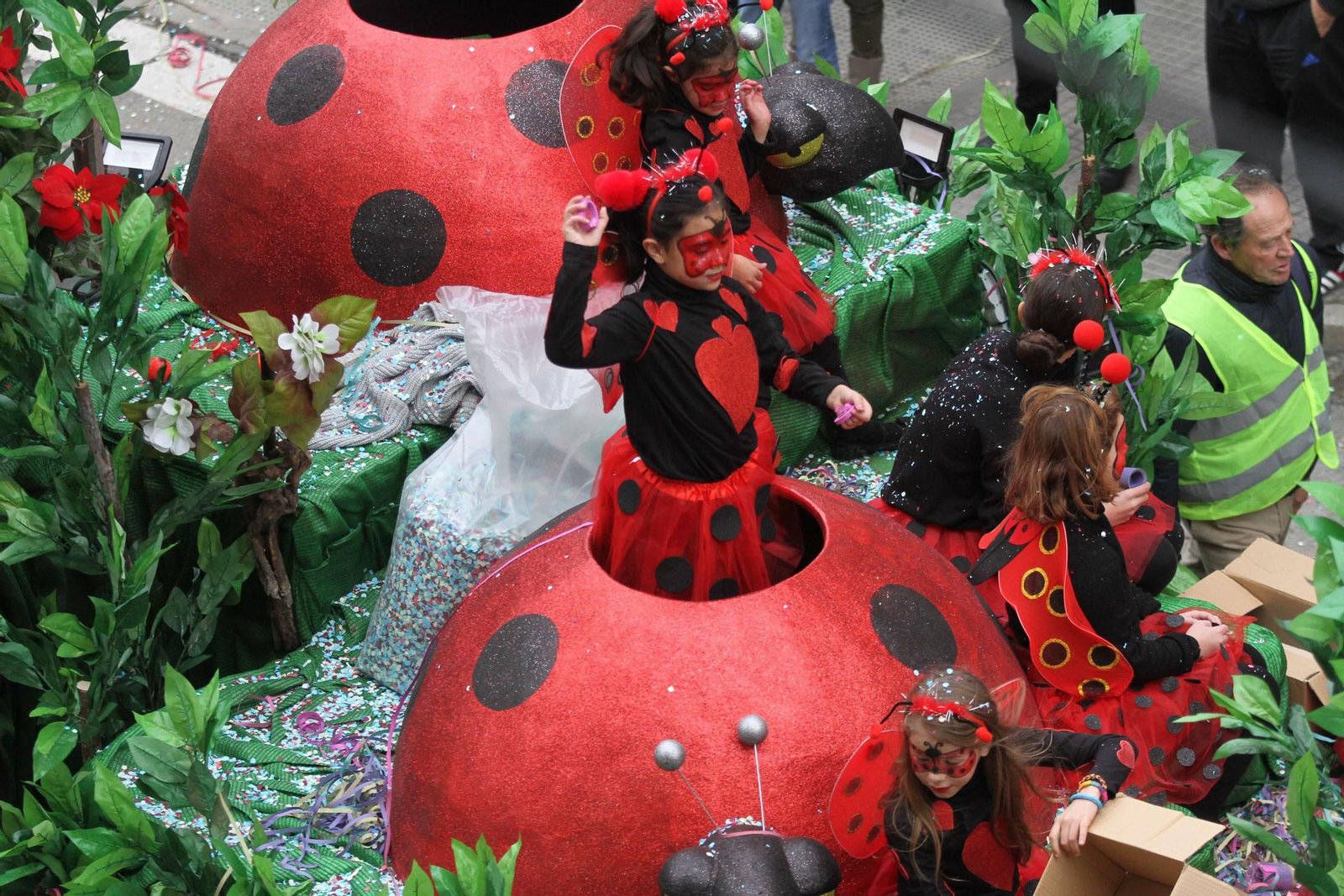 Cabalgata de los Reyes Magos 2018: Melchor, Gaspar y Baltazar adelantan su salida para llenar de ilusión las calles de Huelva