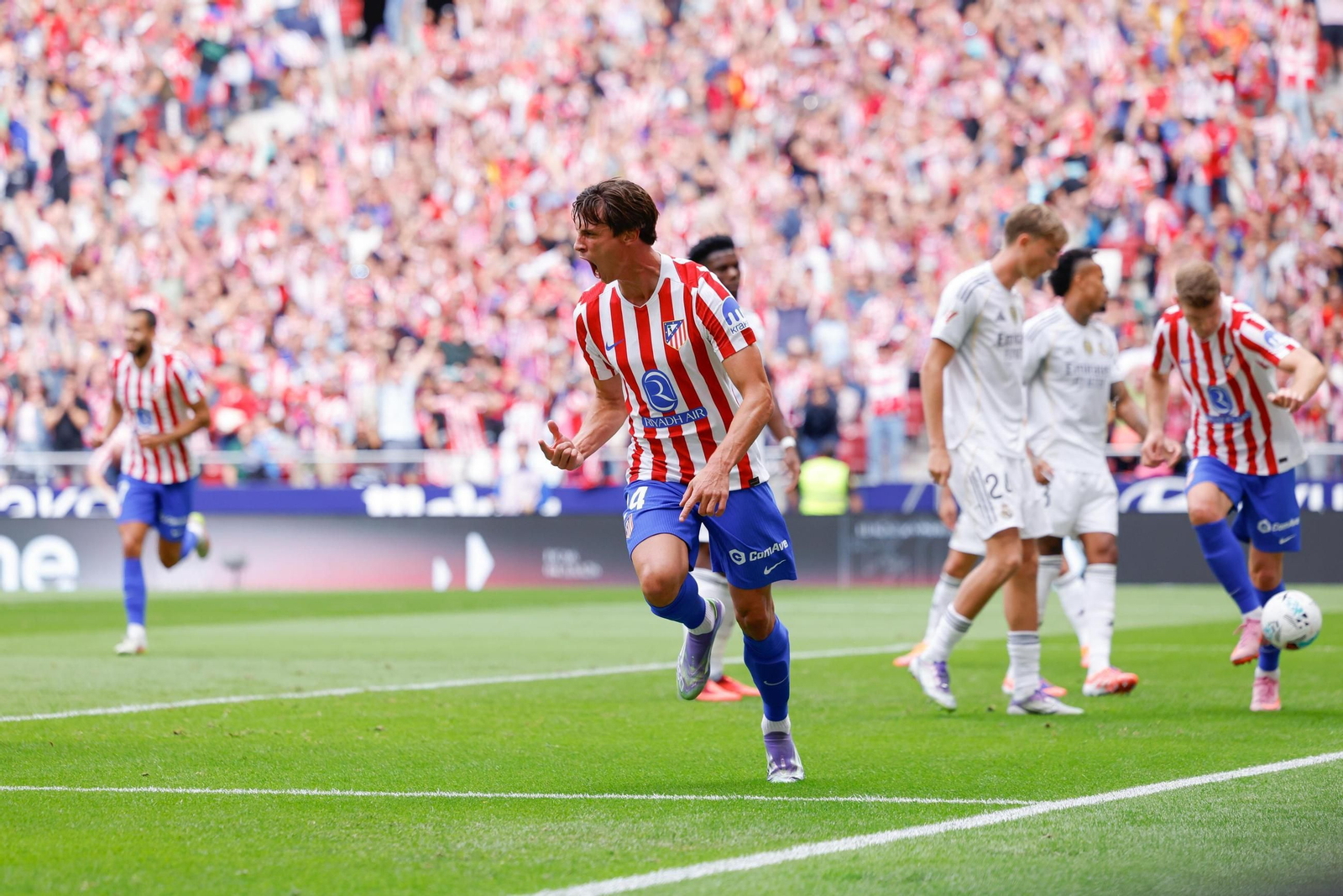 Las mejores fotos del Atlético - Real Madrid