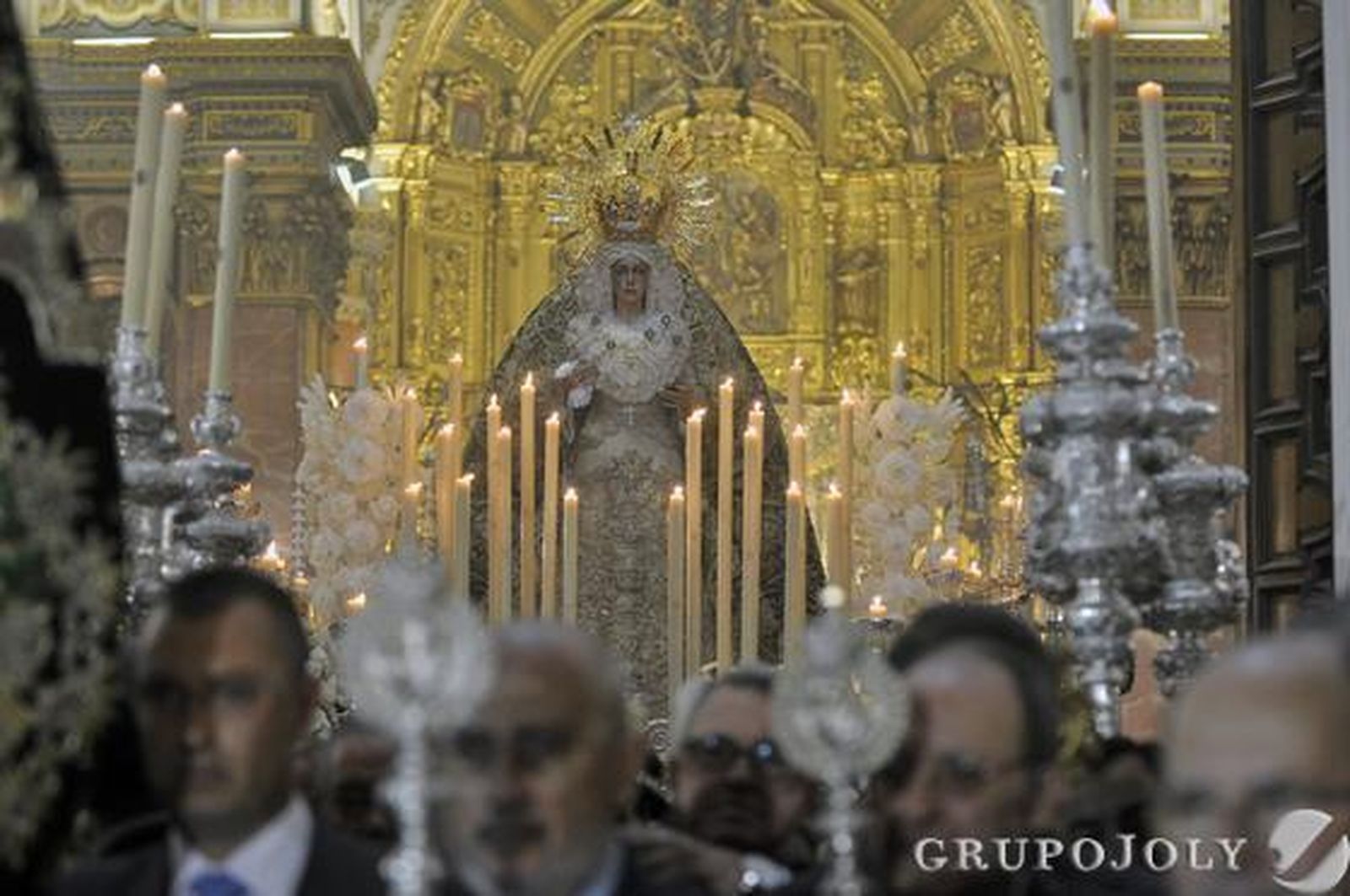 La Macarena dentro de su templo.  Foto: Manuel Gomez