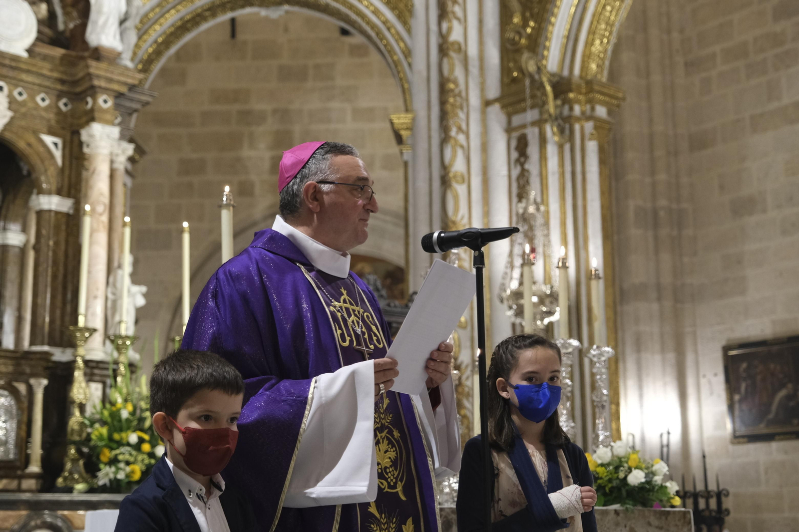 Fotogalería toma posesión nuevo Obispo Coadjutor de Almería, Antonio Gómez Cantero.