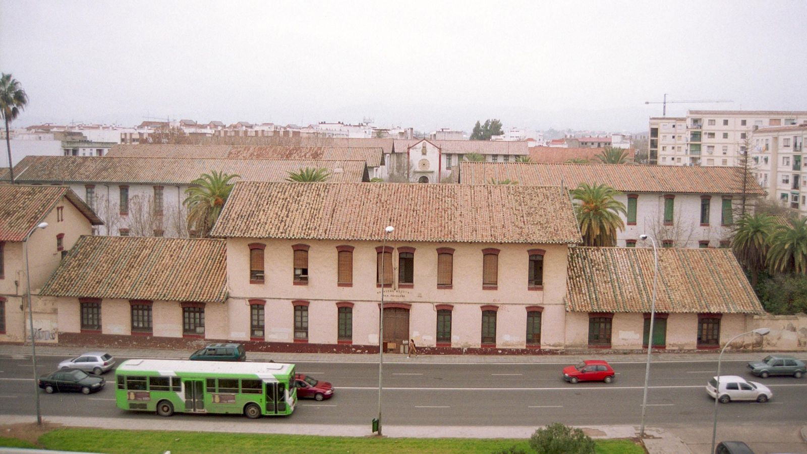 Imagen de archivo del antiguo Hospital Militar de Córdoba, actualmente remodelado como Centro de Emergencia Habitacional.