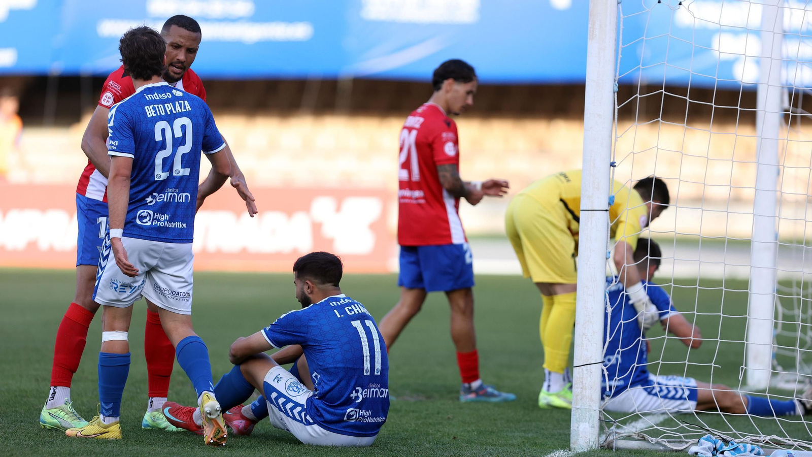 Imágenes del Xerez DFC contra el Don Benito en Chapín