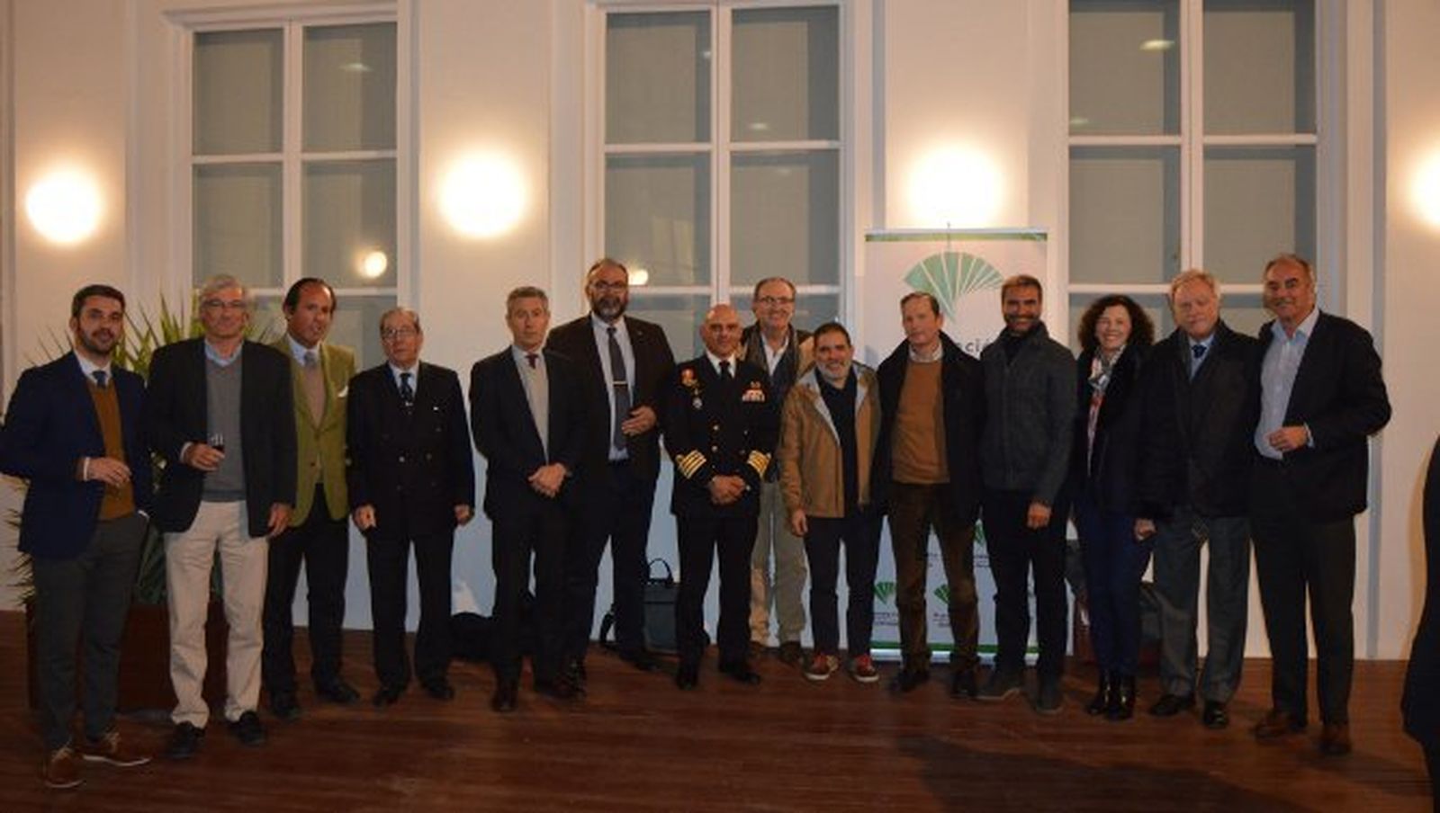 Javier Vela, Miguel Ramos, José Argudo, José Ramón y Juan Manuel Pérez, Joaquín Osuna, Ignacio Paz, Ignacio González Dorao, Agustín Paloma, Juan Benítez, Luis López, Lourdes Gutiérrez, Julio Terrón y José Fernández Nieto.