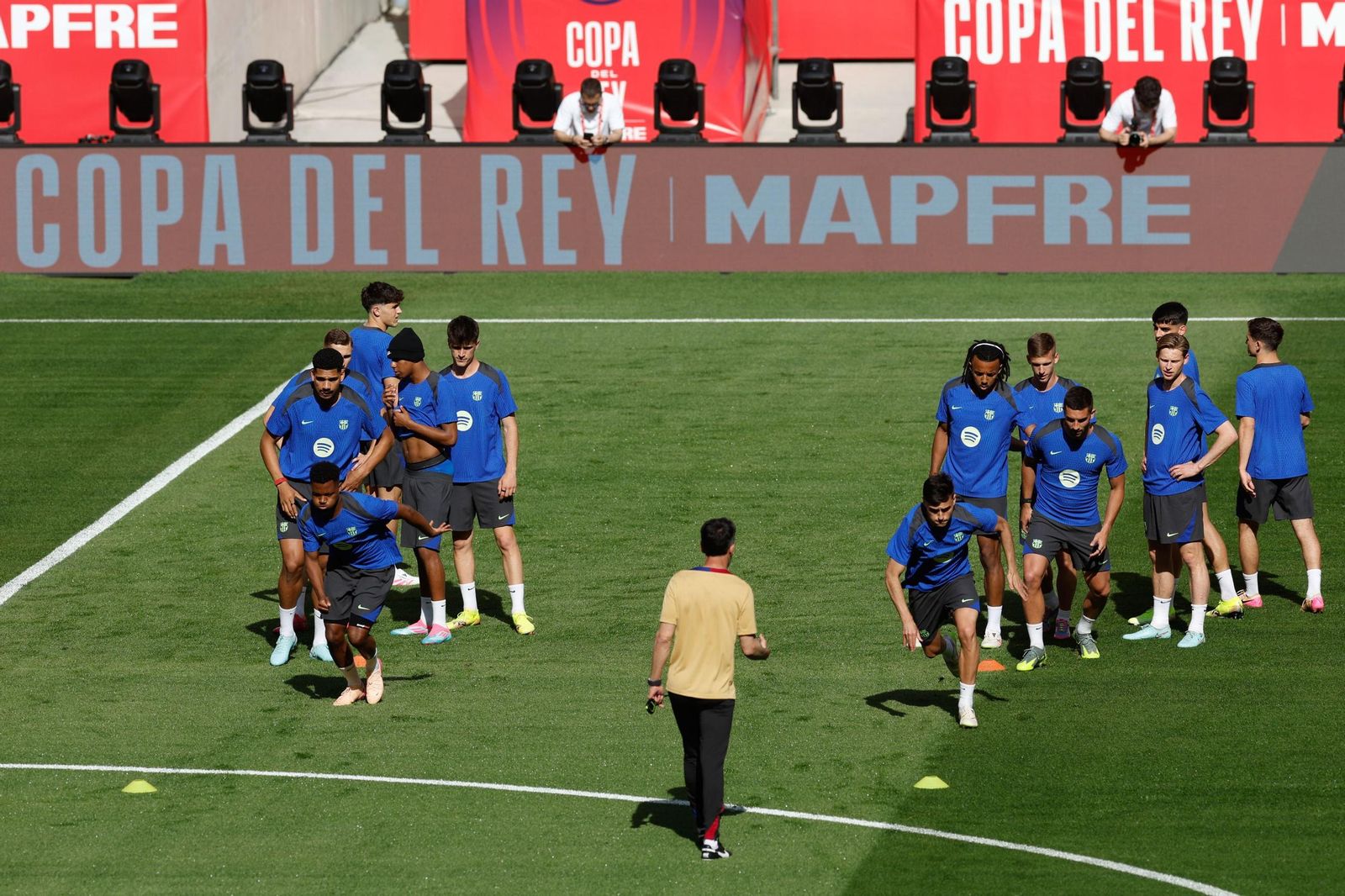 La fotos del día antes de la final de Copa Barcelona - Real Madrid