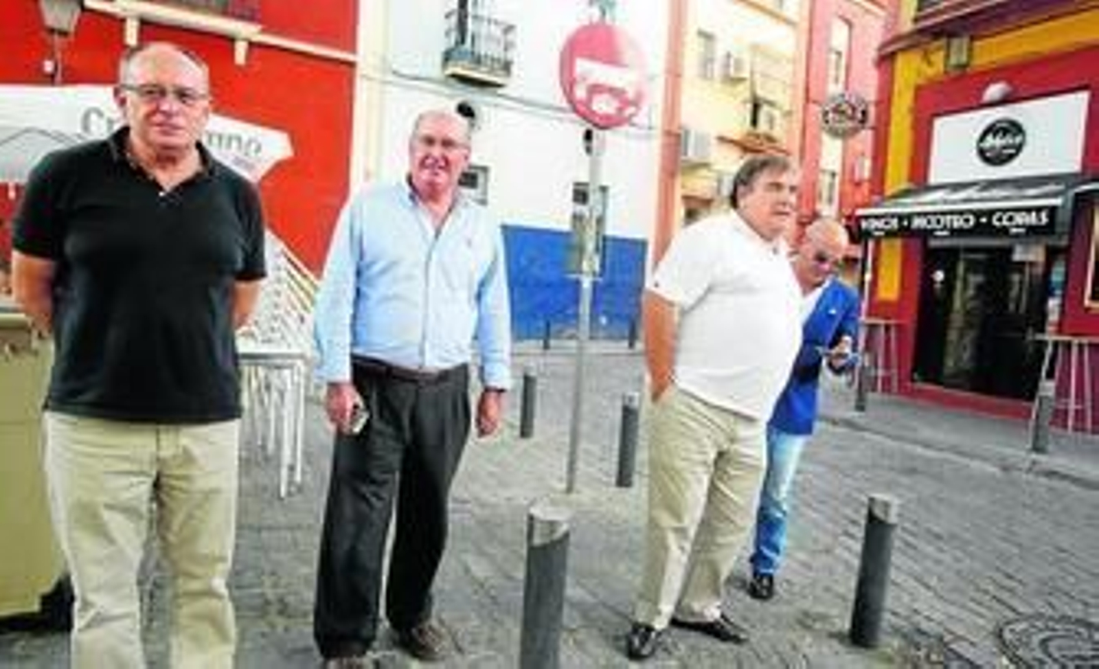 Lopera cierra sus filas