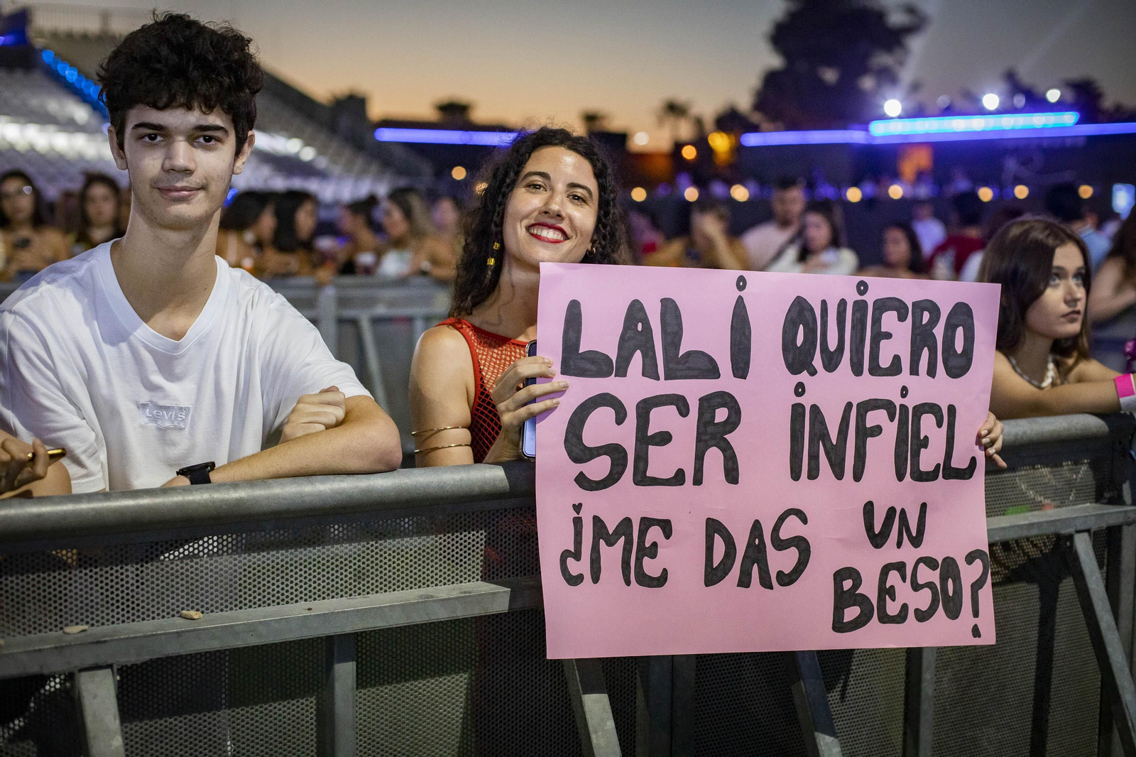 Búscate en las imágenes del concierto de Lali en Concert Music Festival de Chiclana