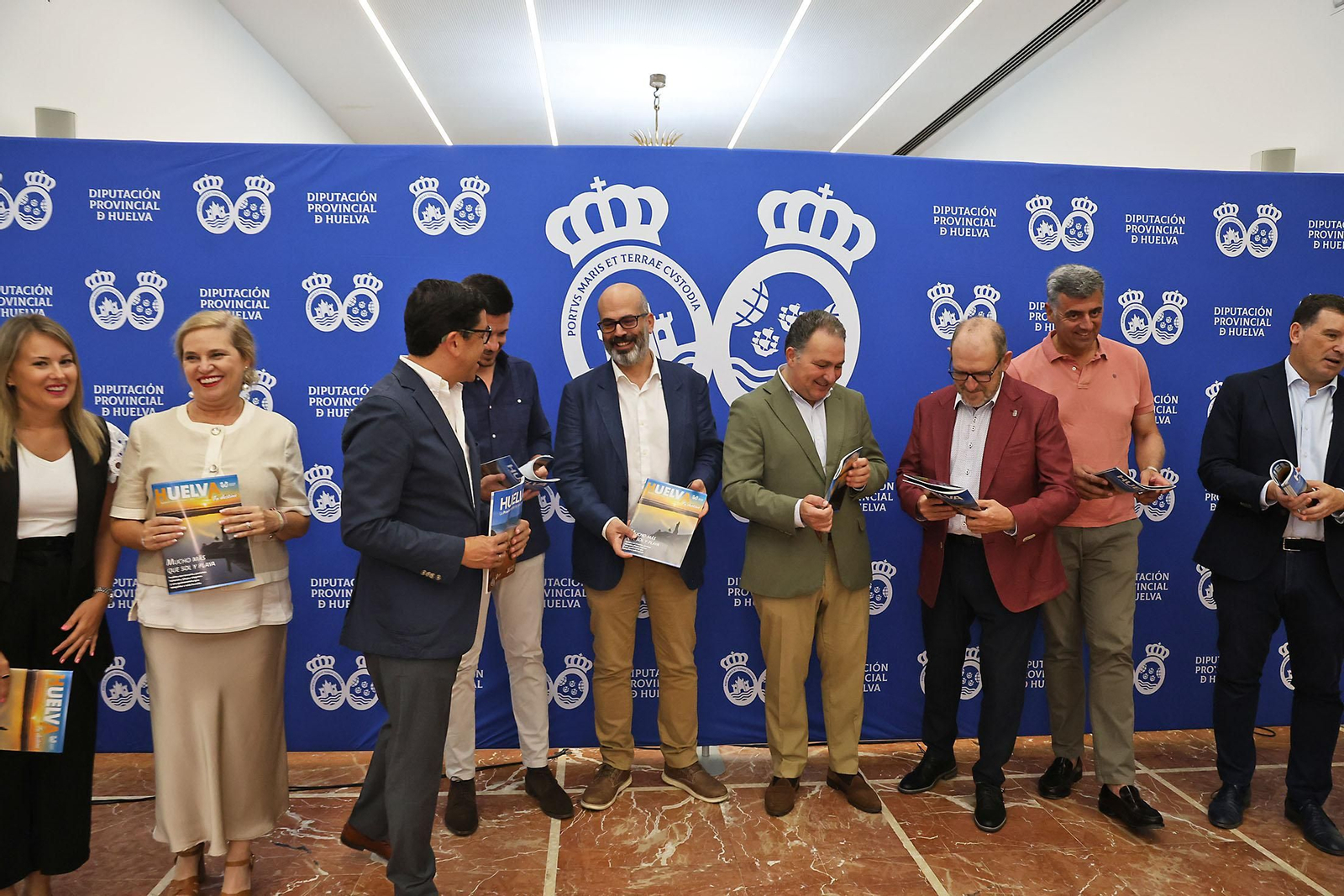 Imágenes de la presentación de la revista de Turismo "Huelva Tu Destino"