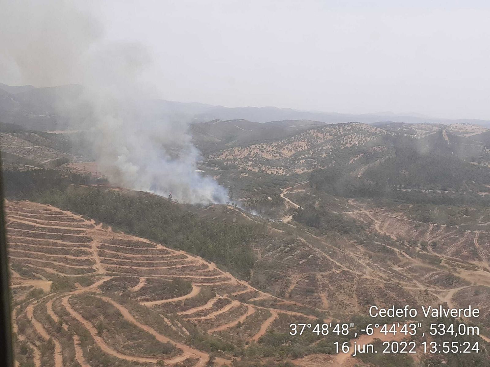 Imagen aérea de la zona donde se ha declarado el fuego.