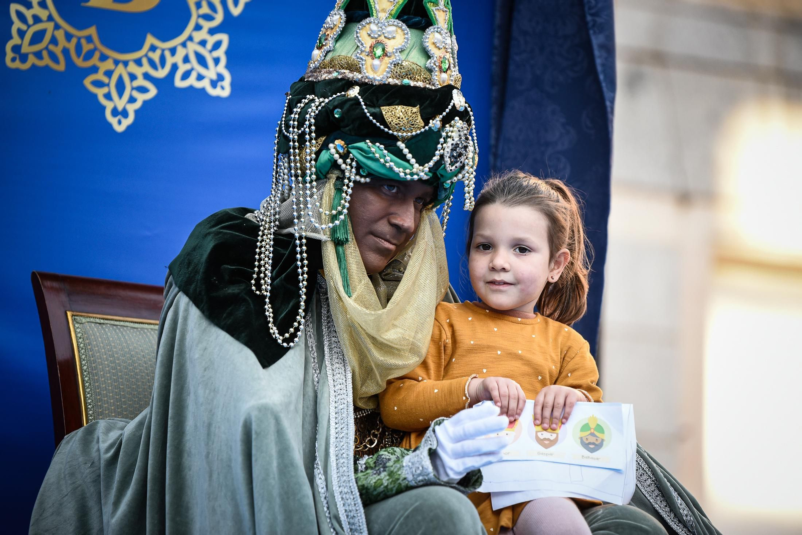 Imágenes de la entrega de cartas a SSMM Los Reyes Magos en el Ayuntamiento