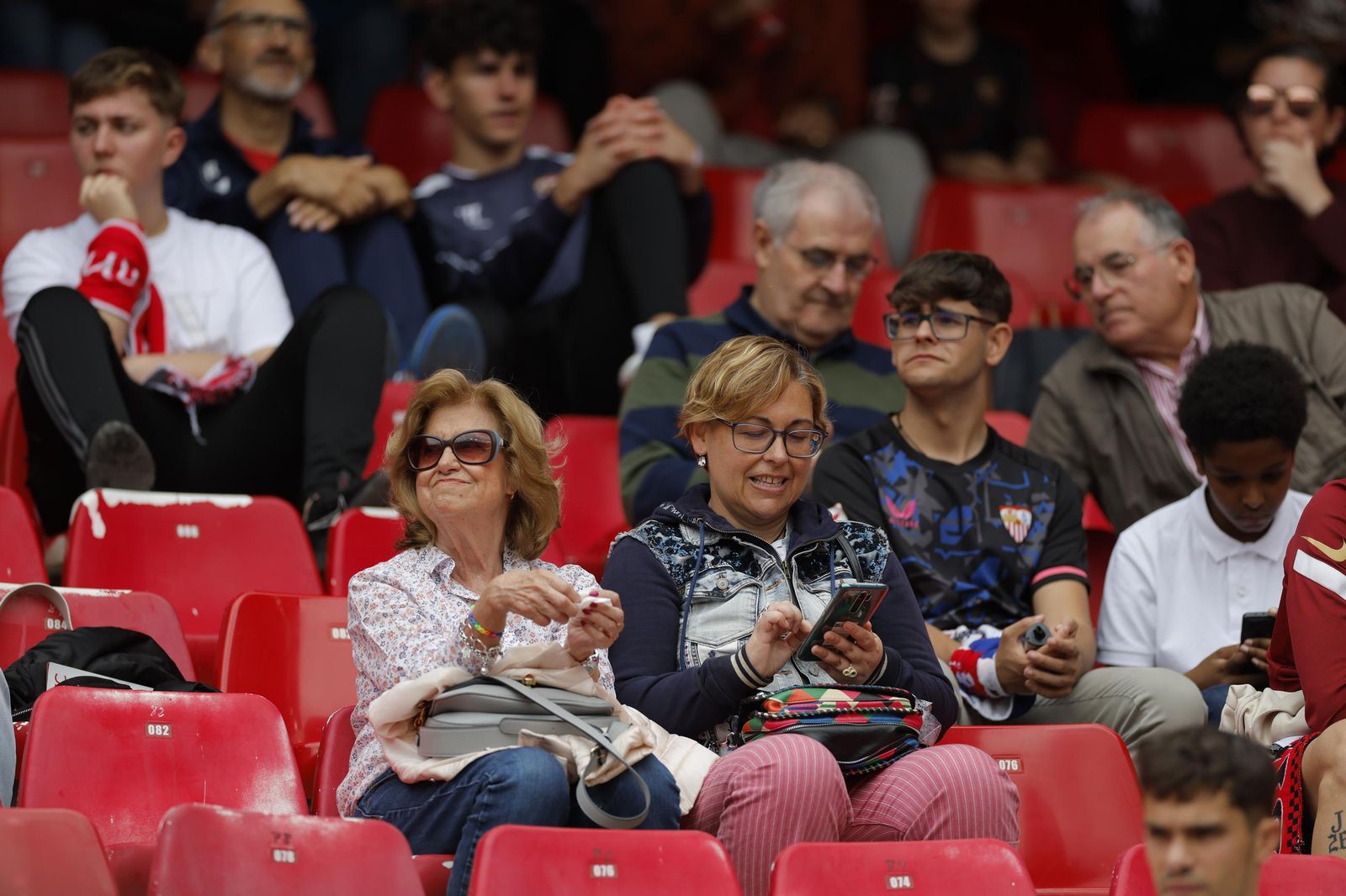 Búscate en las fotos del Sevilla FC - Leganés