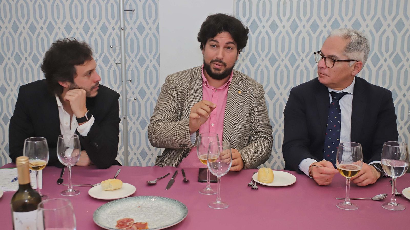 Manuel Gil, Ismael Vargas y Jacinto Muñoz.