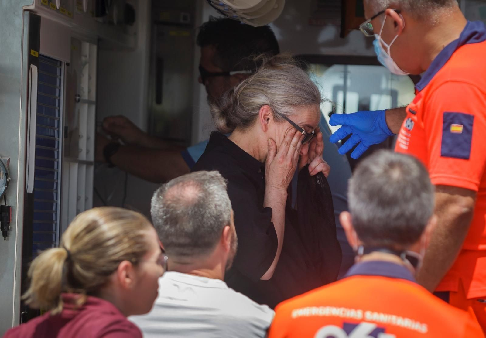 Todas las imágenes del incendio en el Paseo Marítimo de Cádiz