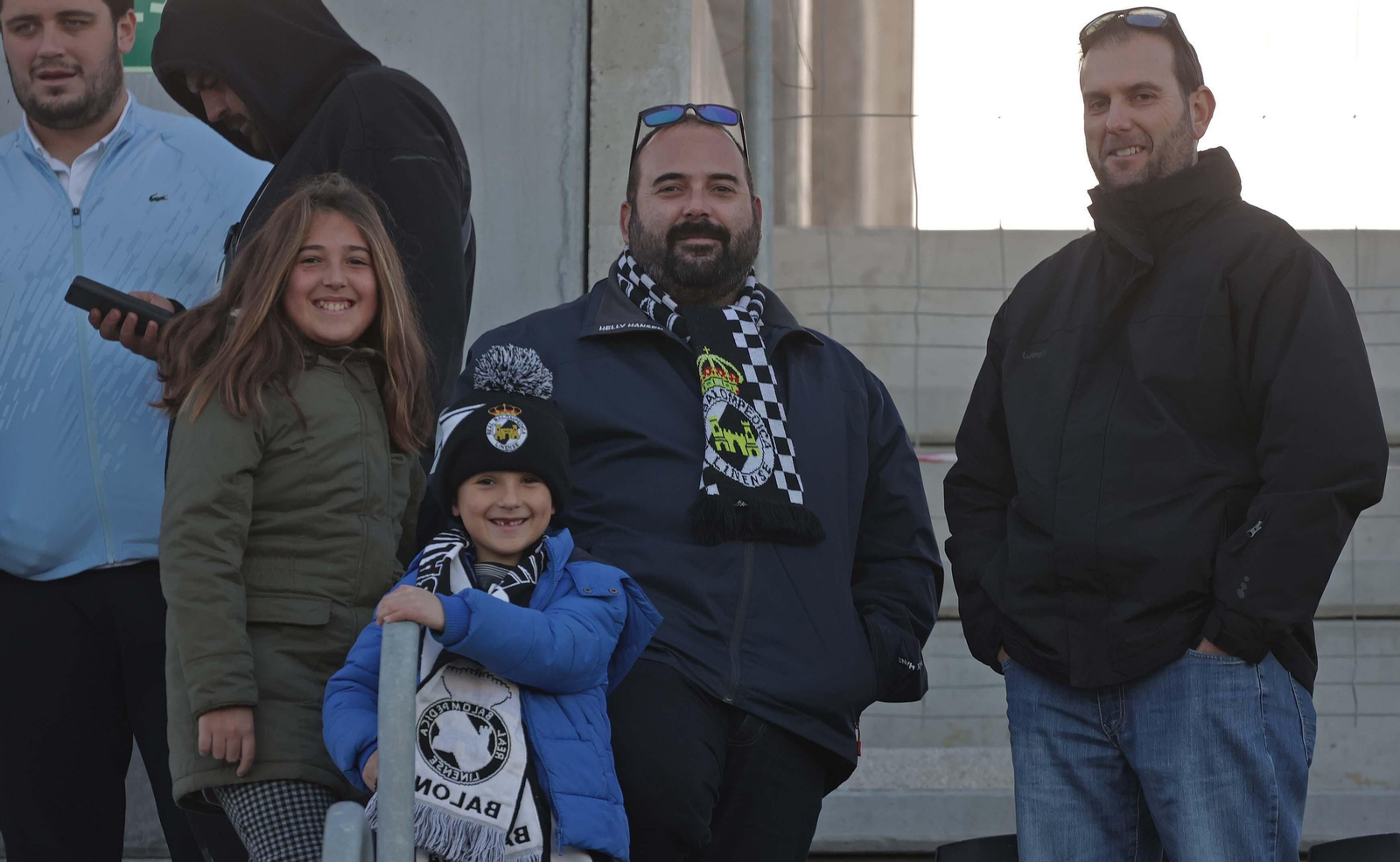 Búscate durante el Balona - Antoniano en el Ciudad de La Línea