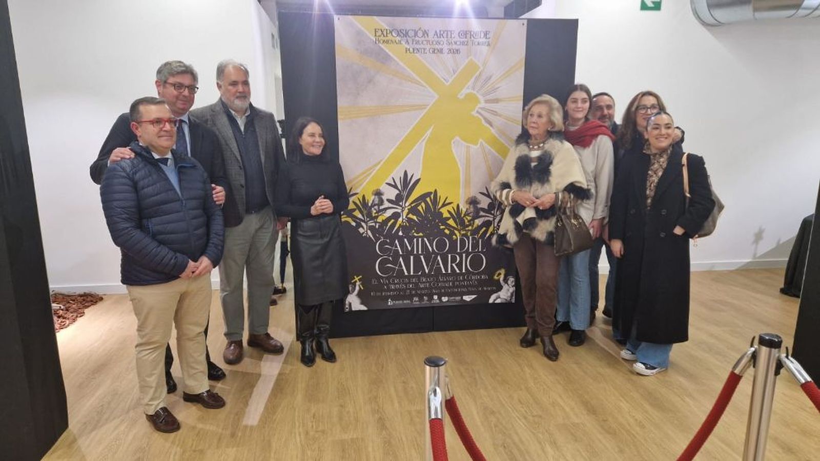 Inauguración oficial de la muestra en la sala expositiva del Mercado de Abastos de Puente Genil.