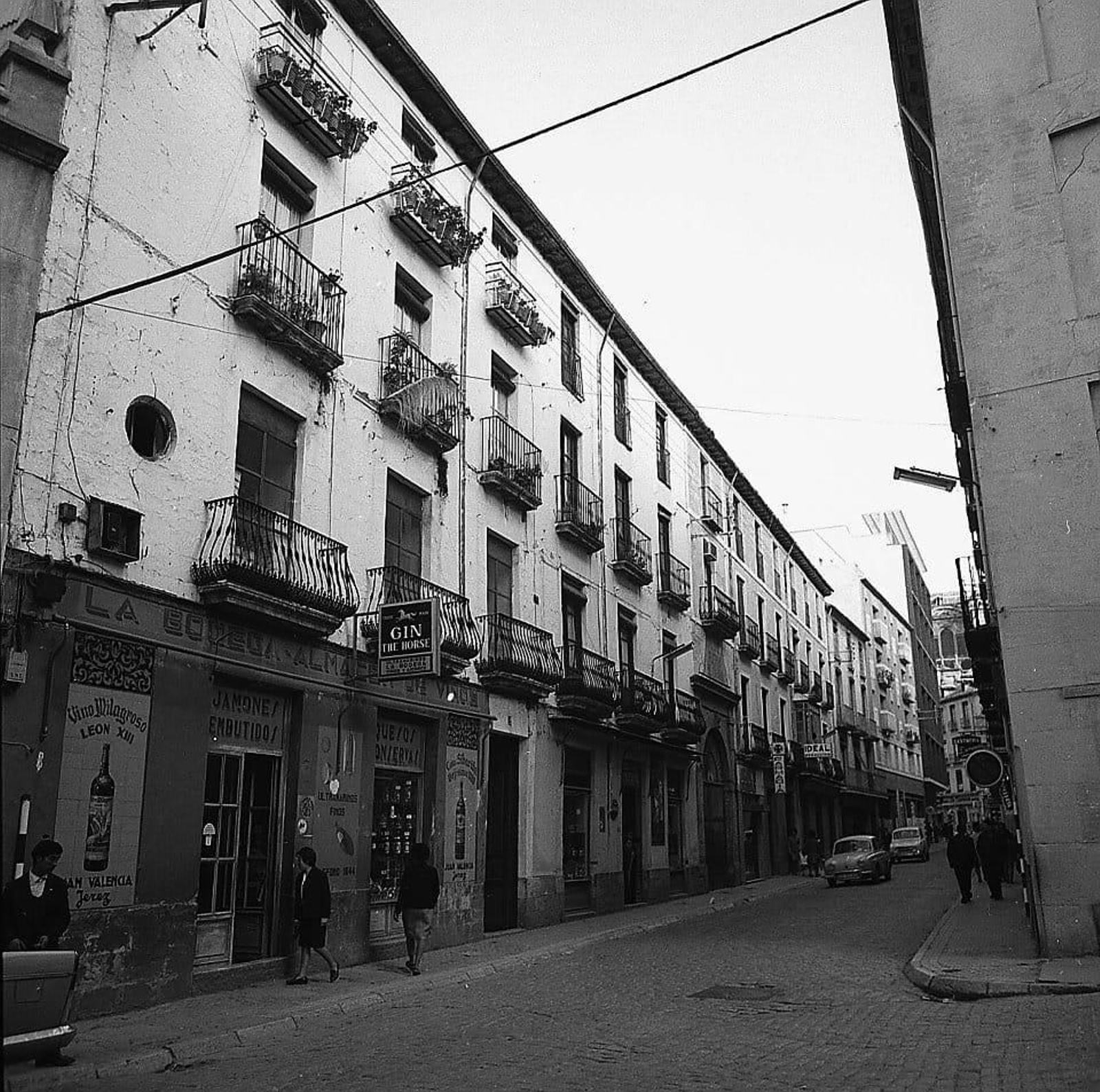 Antigua calle Álamos donde se encontraba la Bodega Palacios.