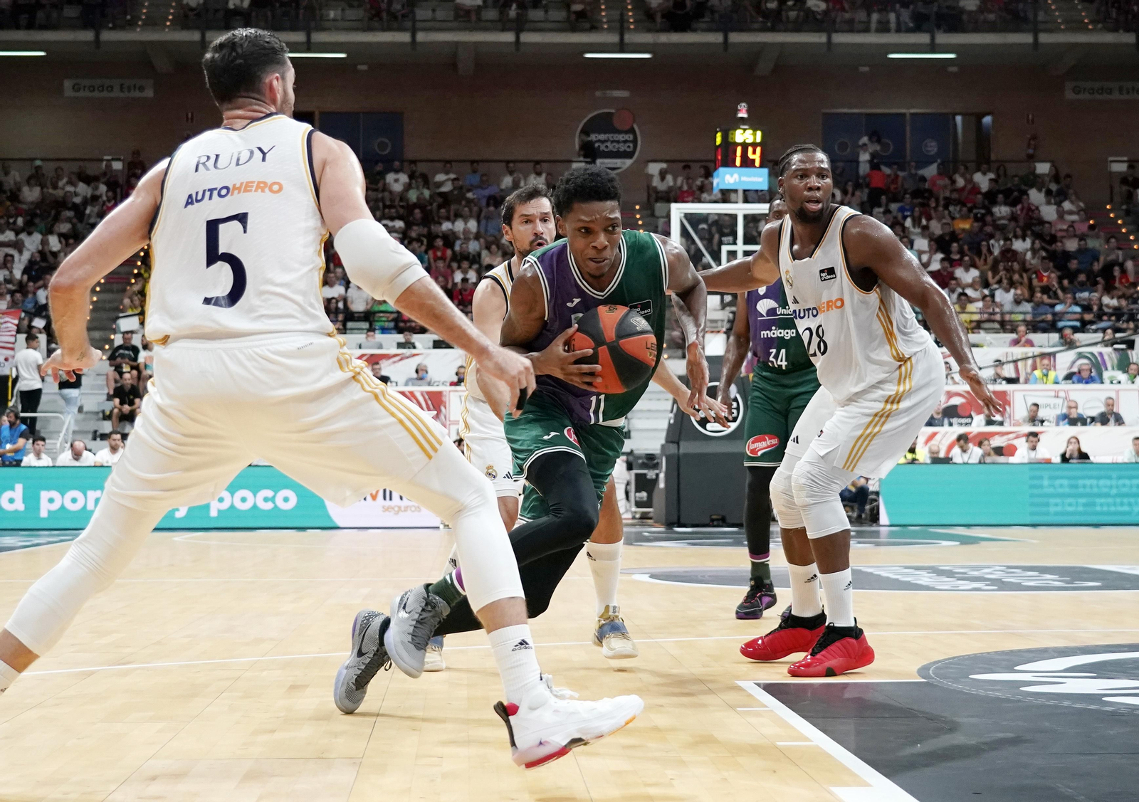 Las fotos del Unicaja-Real Madrid de la Supercopa