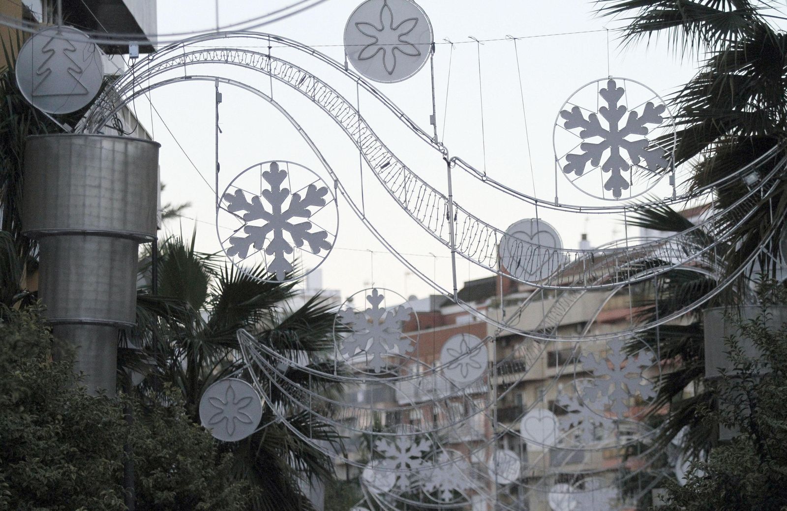 Imagen de las luces ya instaladas en la Gran Vía.